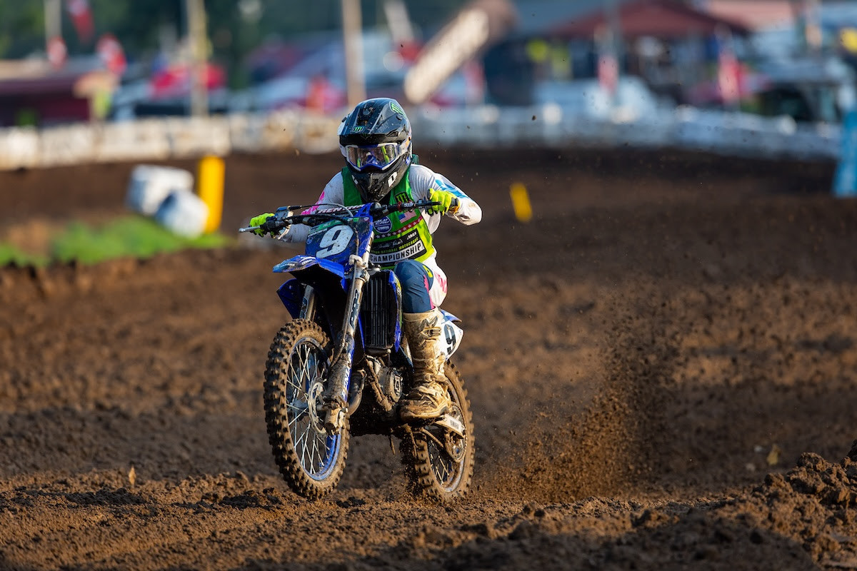 Yamaha rider Cooper Johnson prevailed in a highly competitive second moto for Mini Sr. 1.