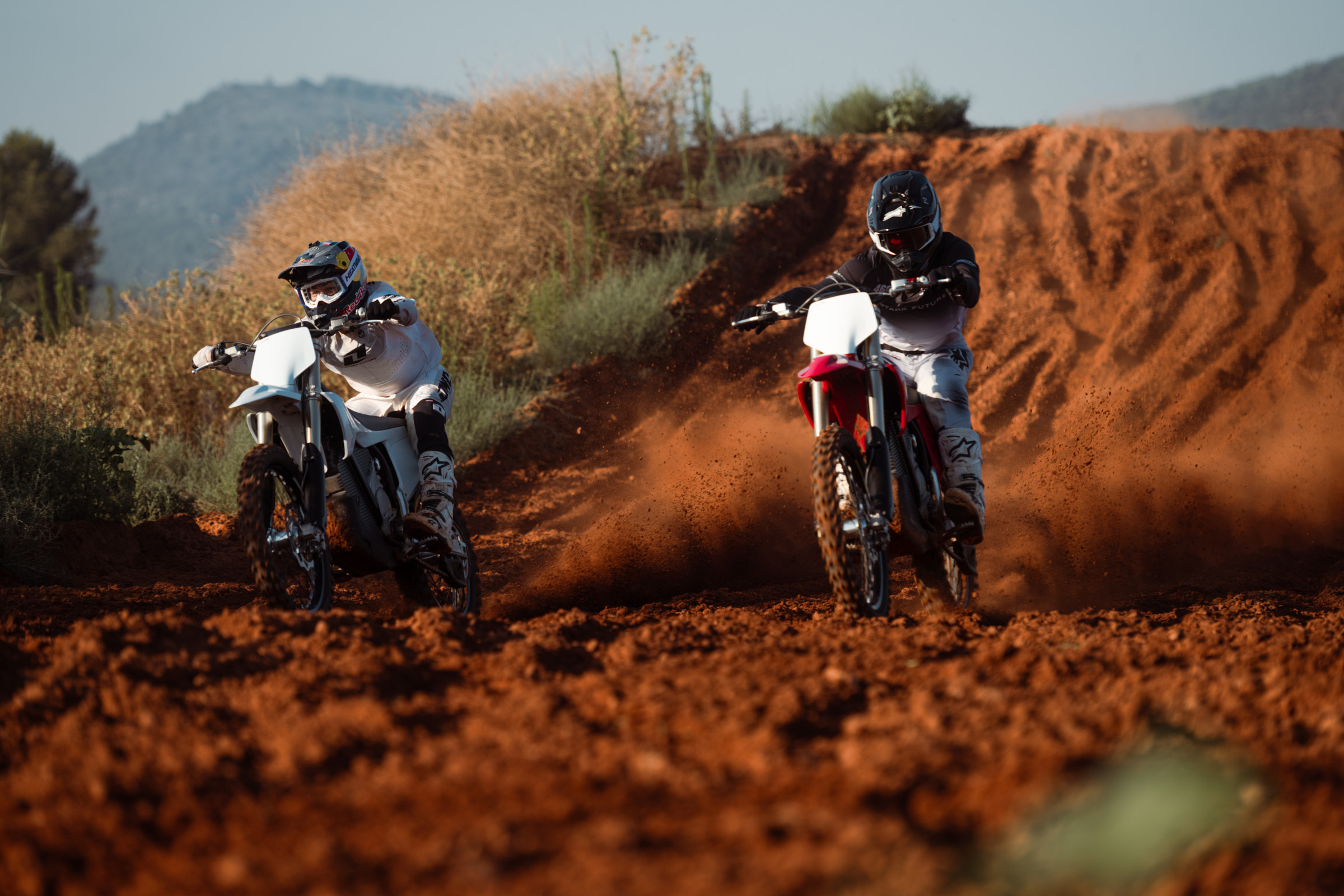 250716_MX1.2RedSands_VARG MX1.2_Action_@syovanvliet_2198_HR