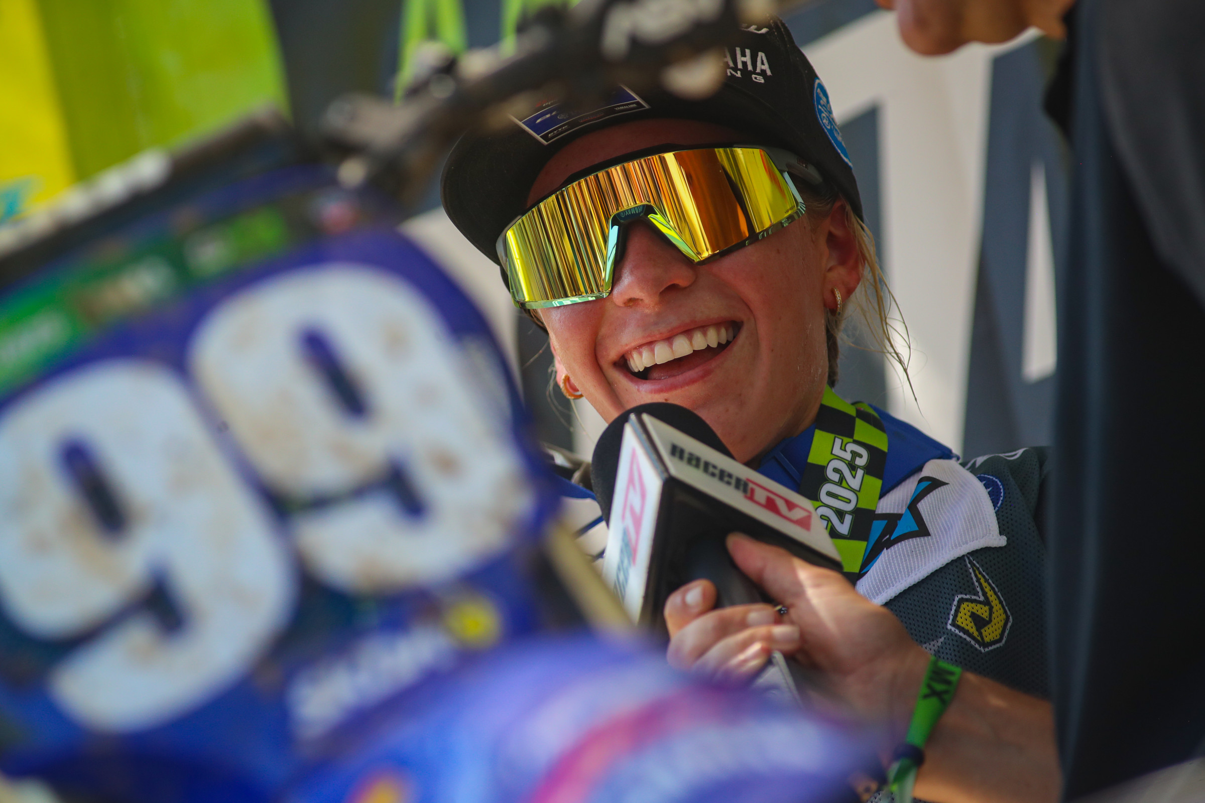 Lachlan Turner Sweeps LLMX Women Class, Scores Ninth in 250 B Limited Final Moto