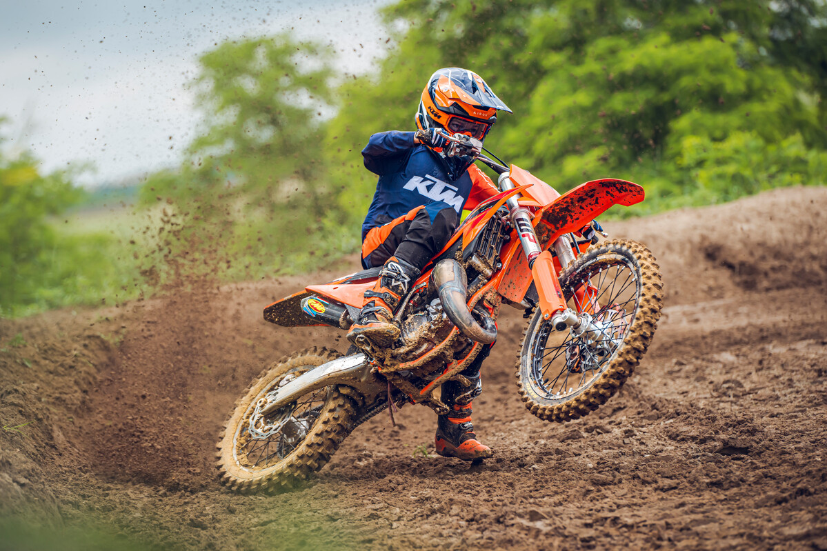MY26_KTM_85_SX_Action