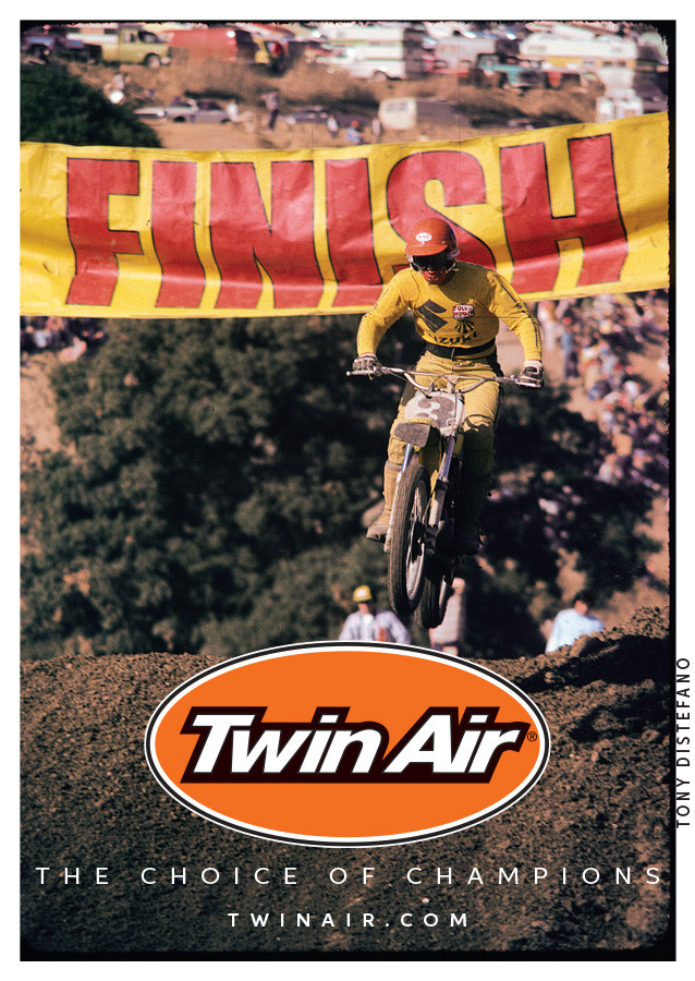 Advertisement: twin air