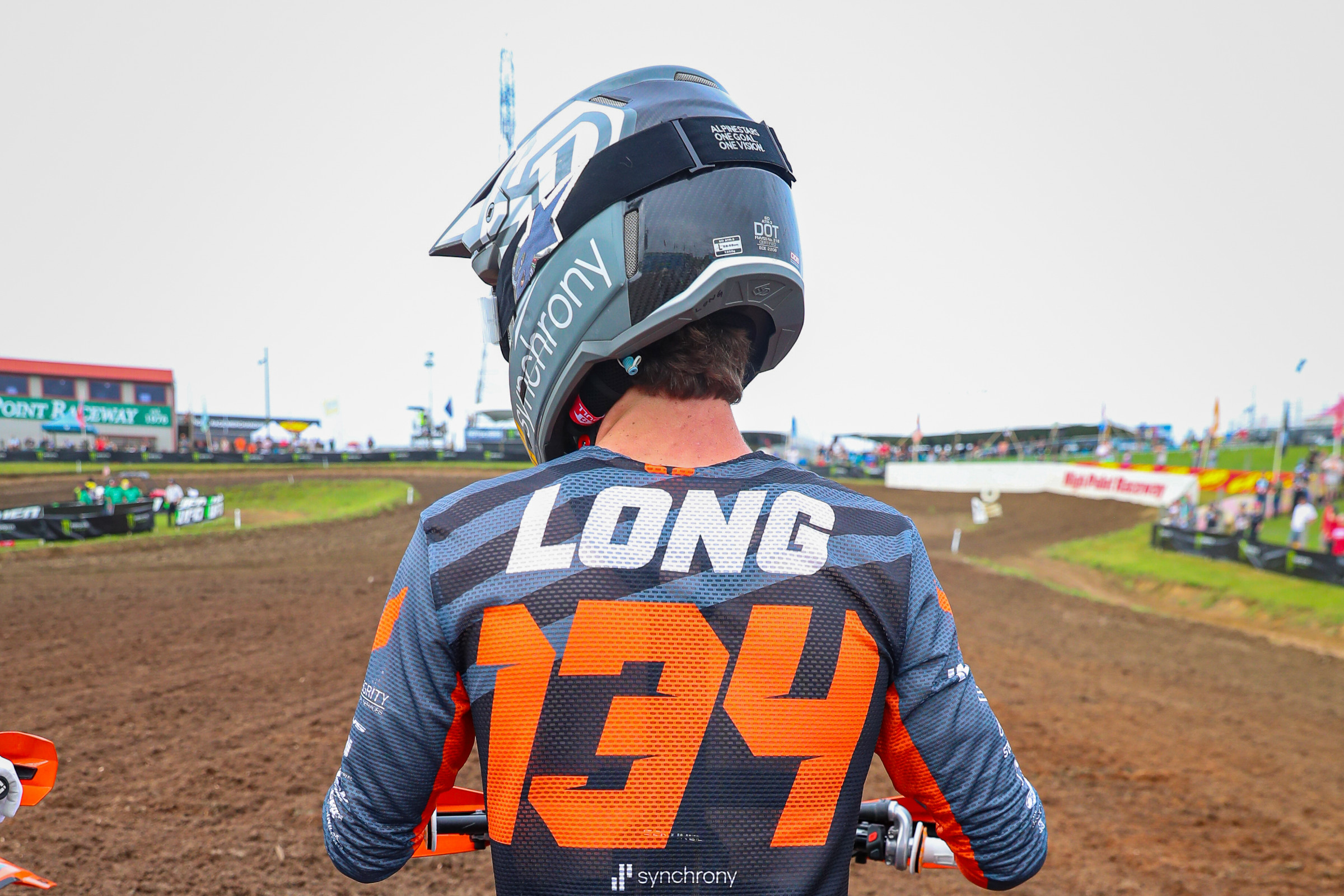 Avery Long Re-Signs with AEO Powersports KTM Racing for 2026