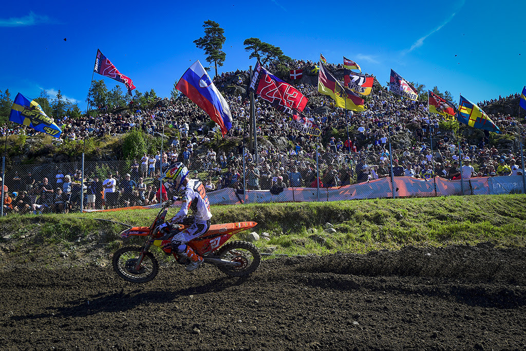 Längenfelder fought back with 5-1 scores to hold De Wolf at bay in the overall.