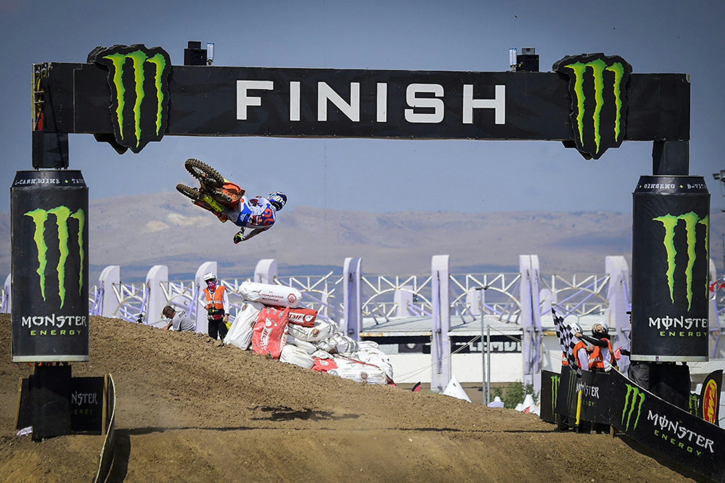 Coenen Brothers Take MXGP of Türkiye Qualifying Race Wins