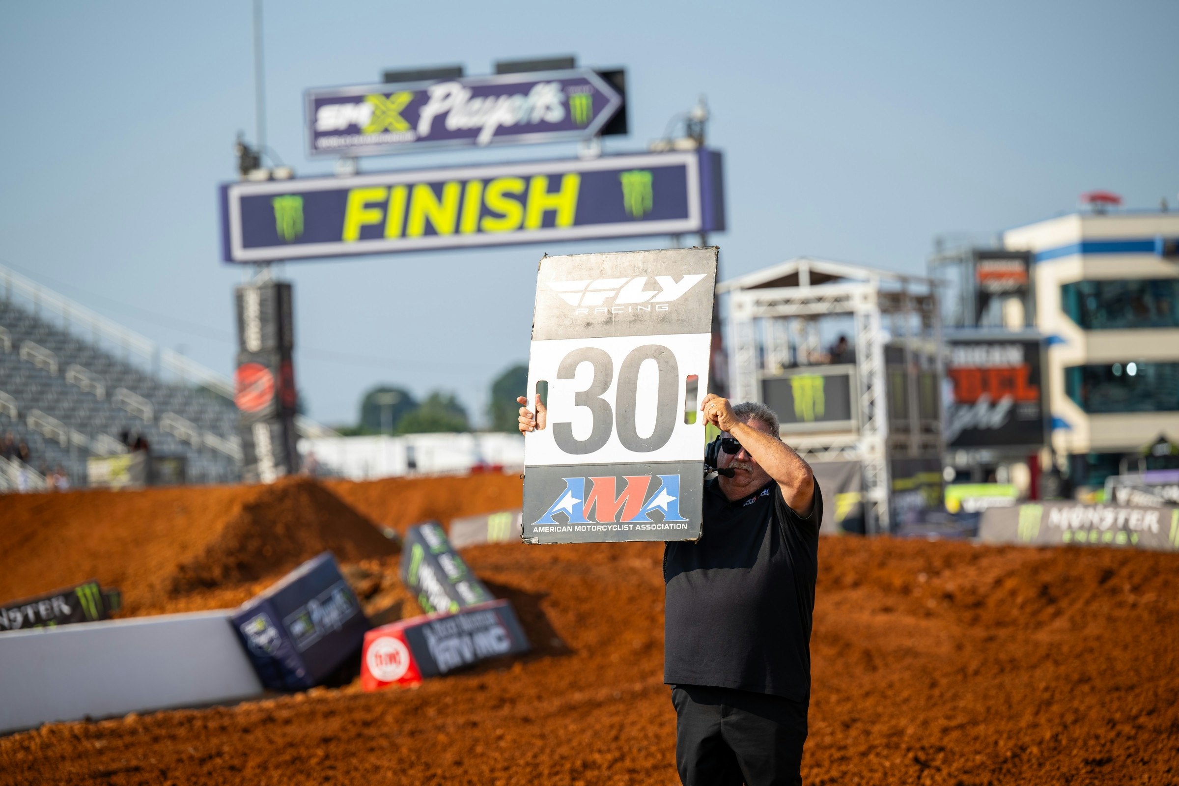 Friday and Saturday Schedules for St. Louis SMX Playoff 2 Race