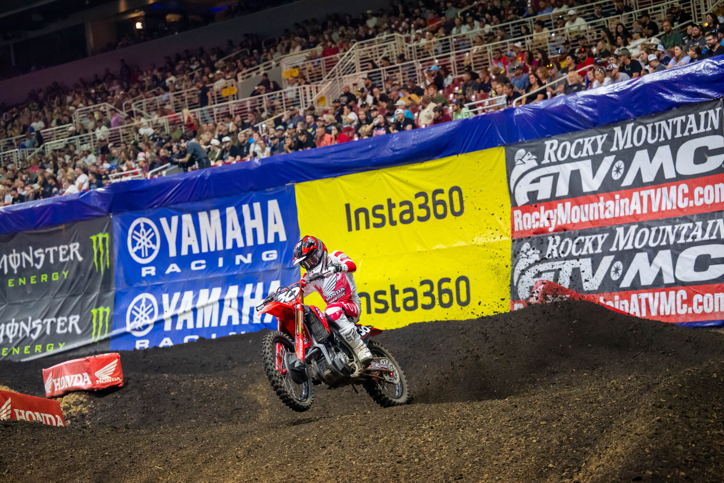 Despite Sickness, Jo Shimoda Wins 2025 SMX Playoff 2, Takes