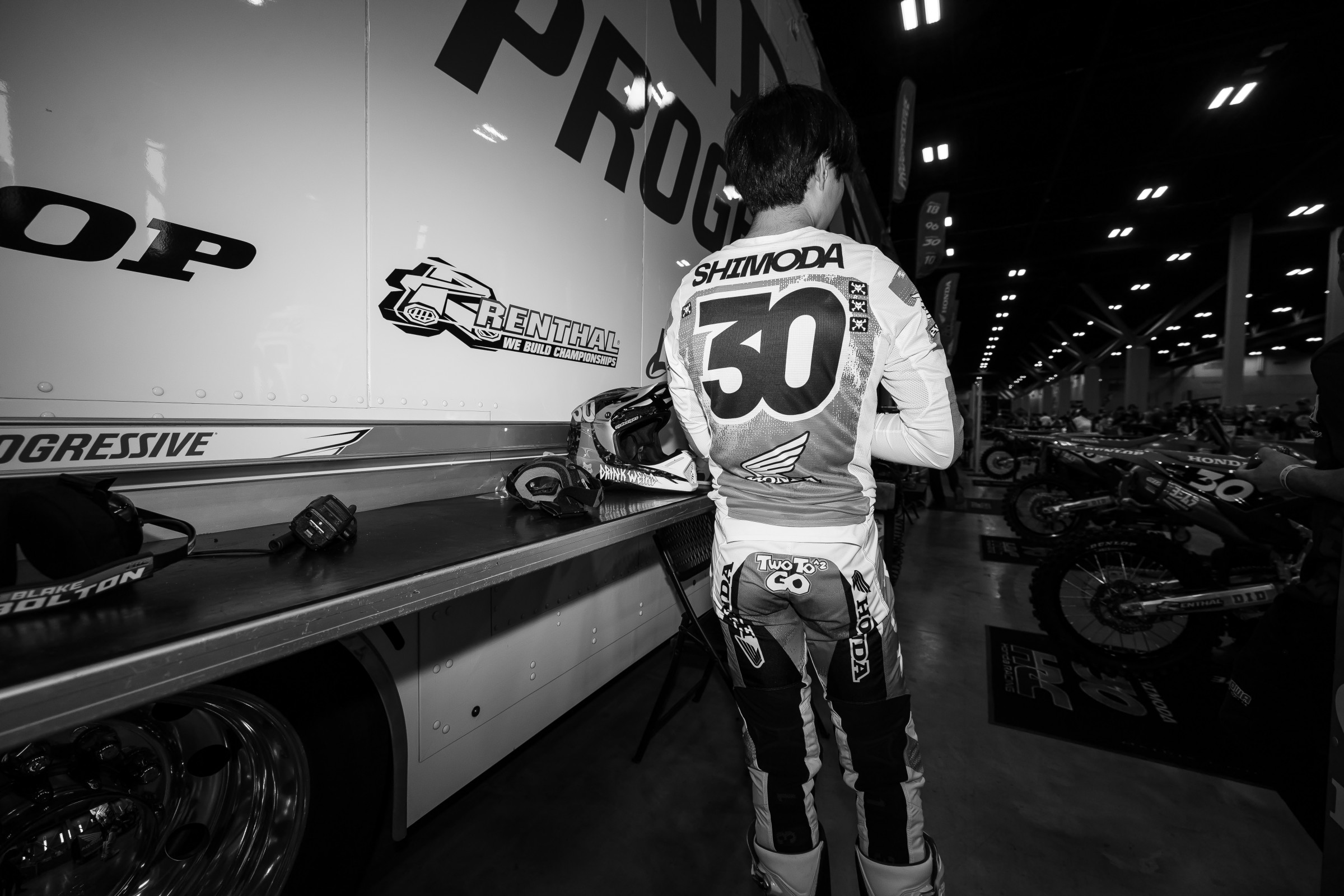 Two Titles On the Line Entering Las Vegas! Jason Thomas Previews the Finale