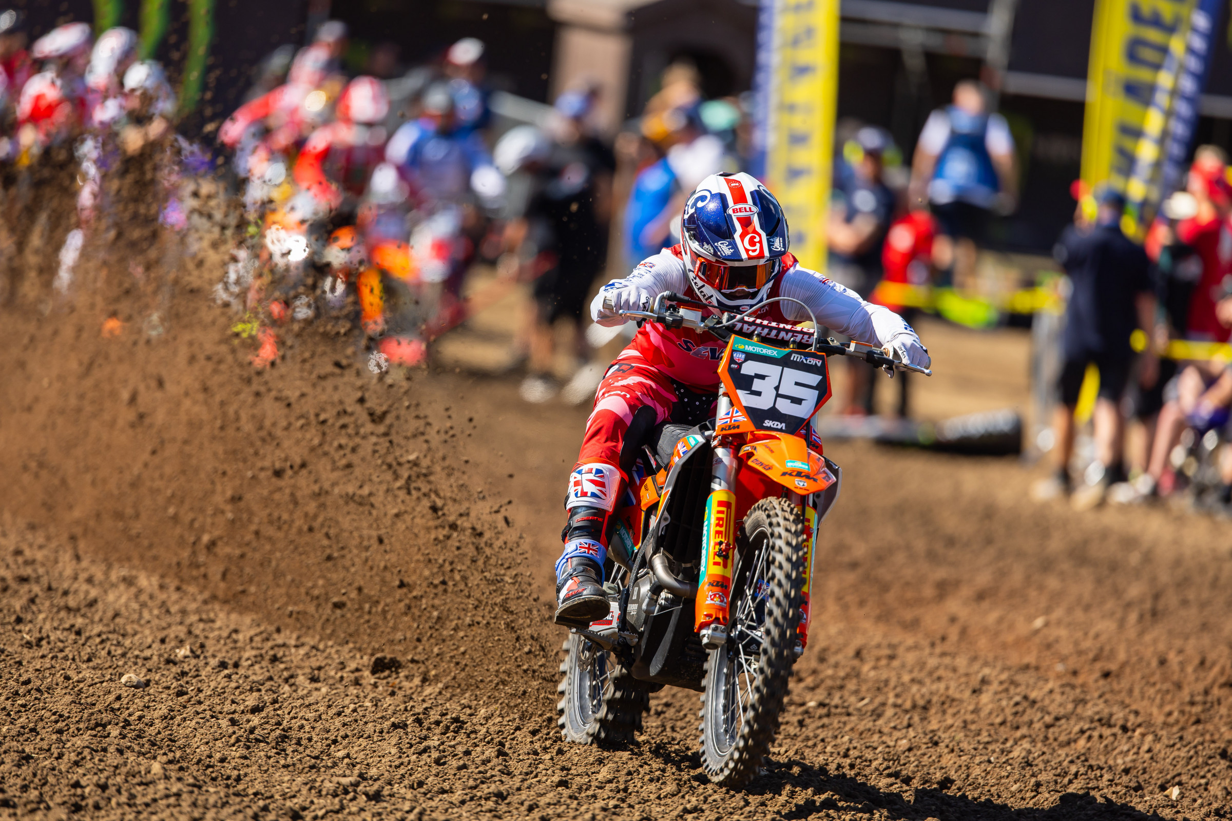 Dylan Walsh will be having a proper go aboard the MX2 machine come race day. Spot on.