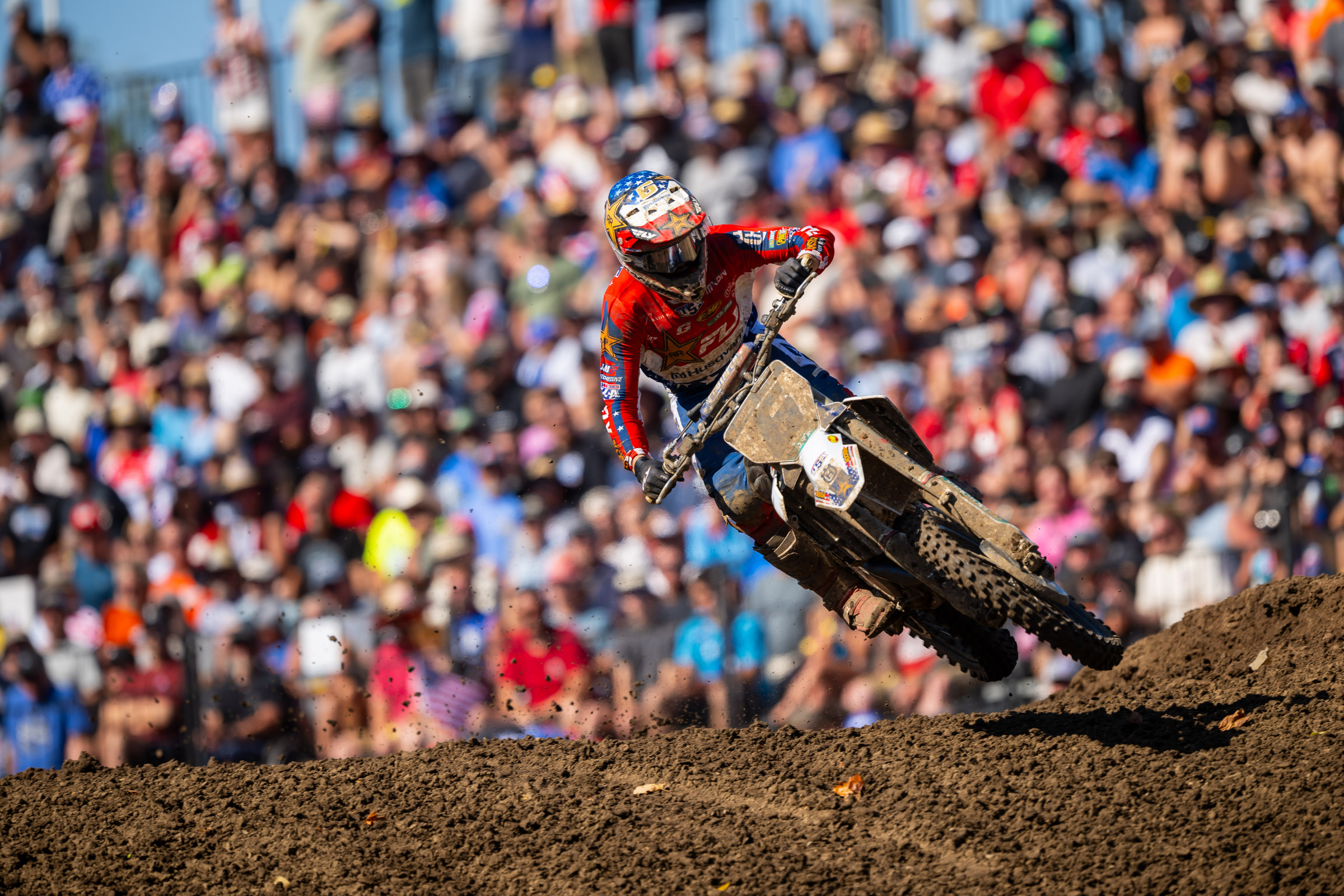 RJ Hampshire moved quickly from 10th to second in the second moto, but then three crashes dropped him back to a costly seventh.