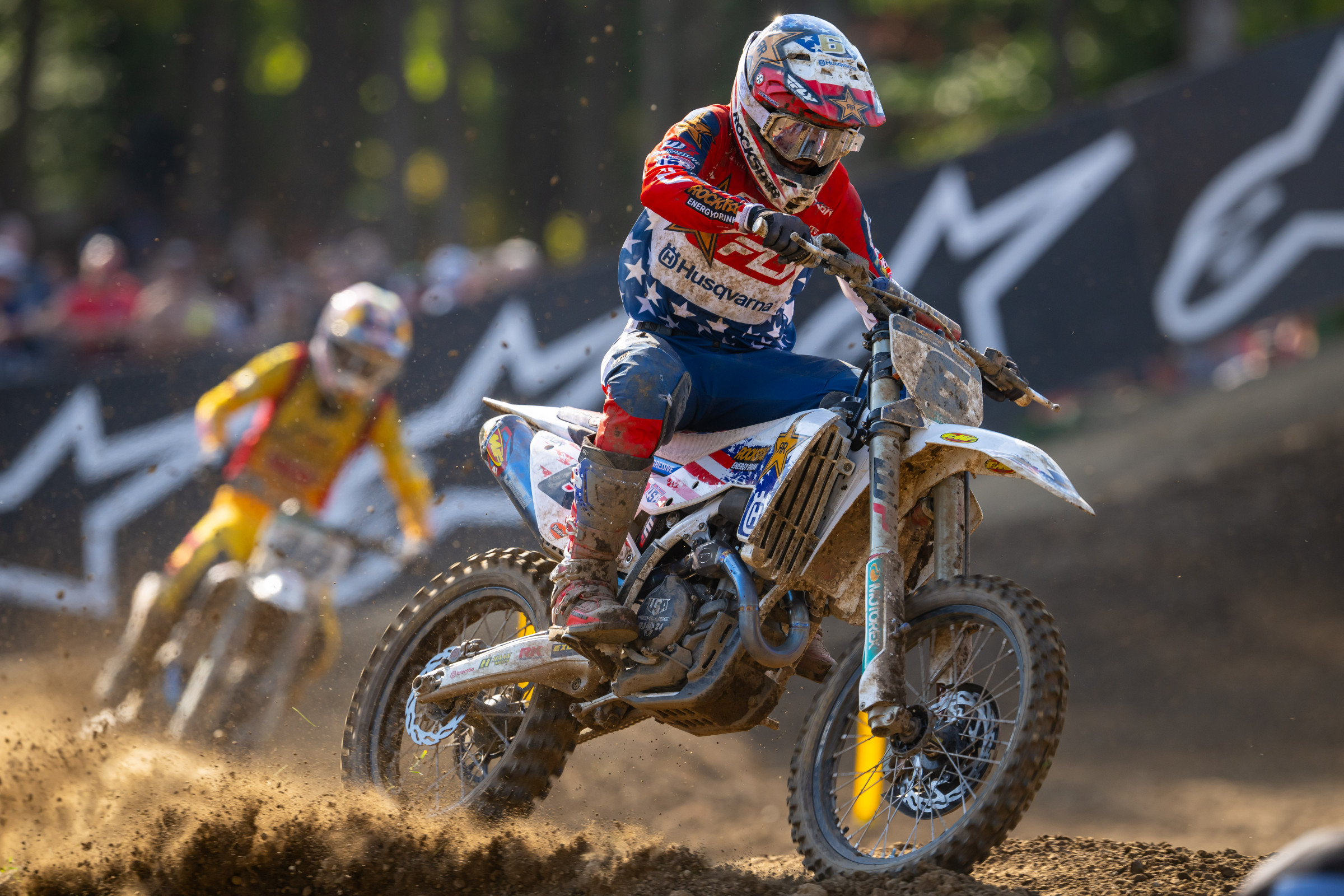 Hampshire was a bit banged up coming into the race, but he toughed it out as usual and looked plenty fast. Then the crashes started.