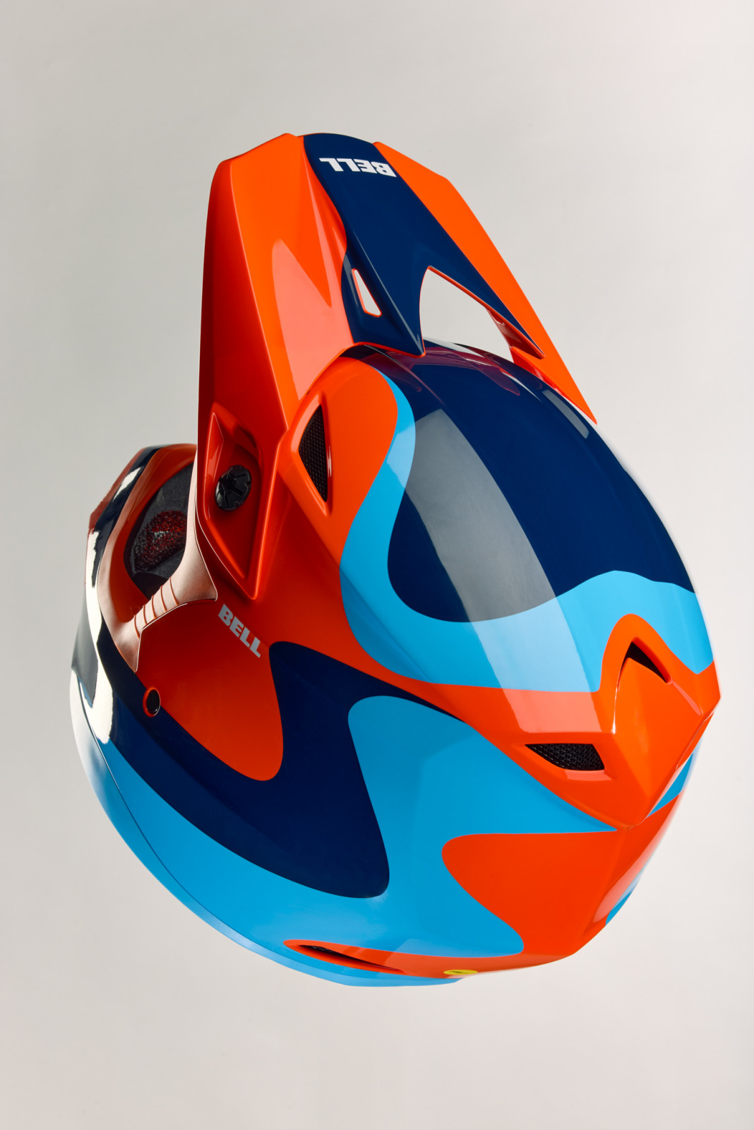 BELL_FA25_10_Series4901