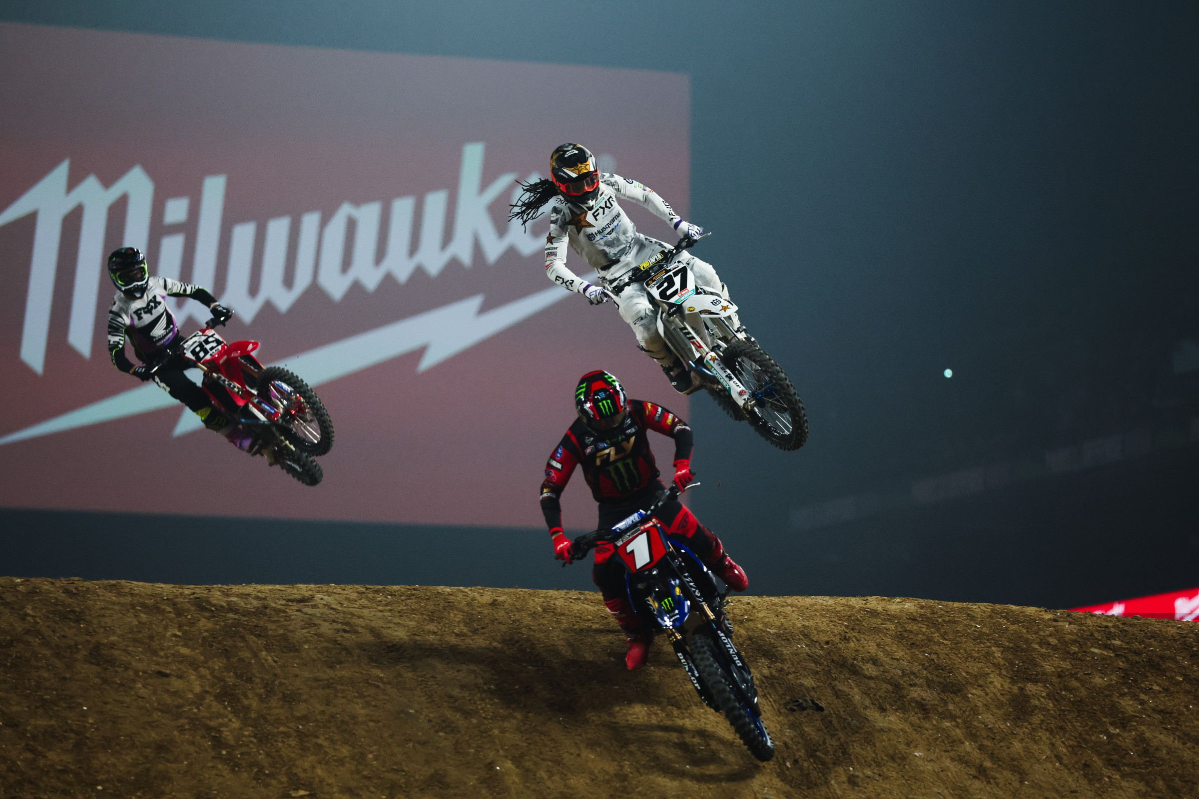 It might be down to Webb versus Stewart for King of Paris honors, and Stewart holds the upper hand heading into day two.