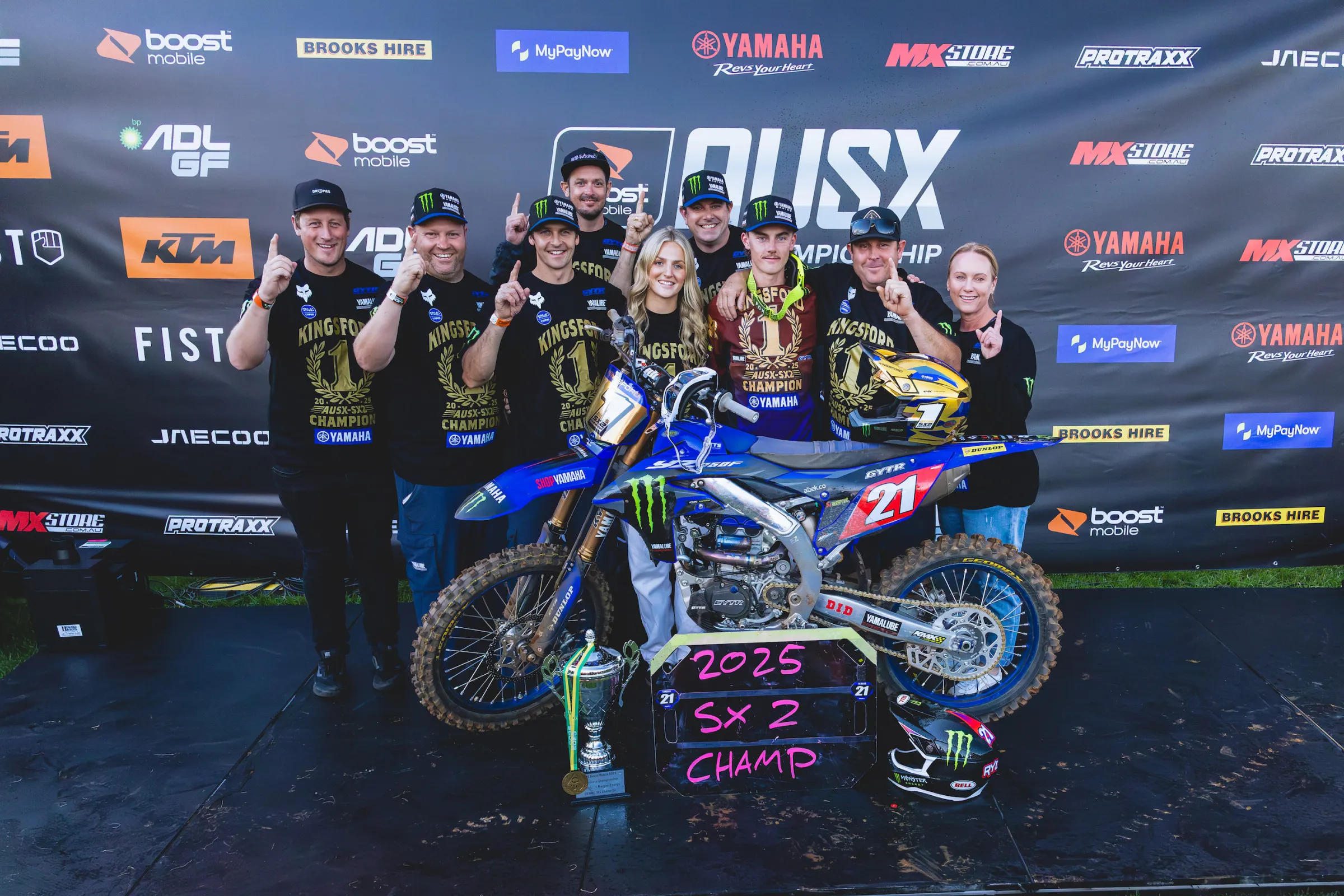 After last week's heartbreak for Lux Turner, who was dominating the series until injury, Ryder Kingsford was under pressure to deliver the SX2 title in a close one. He pulled it off.