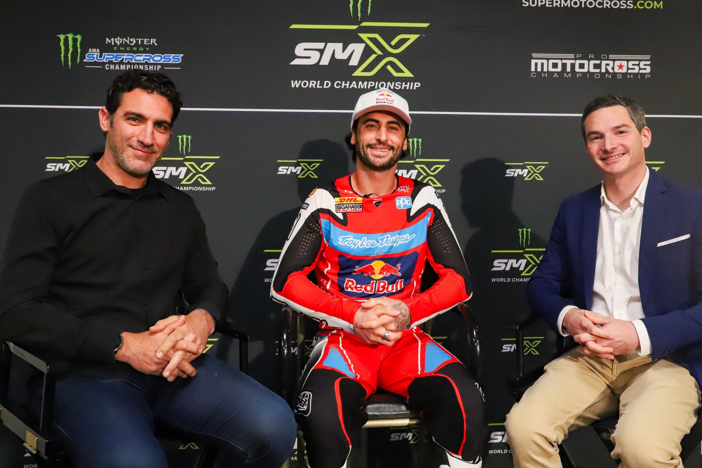 Dylan Ferrandis with Sébastien Tortelli and Maxime Martin.