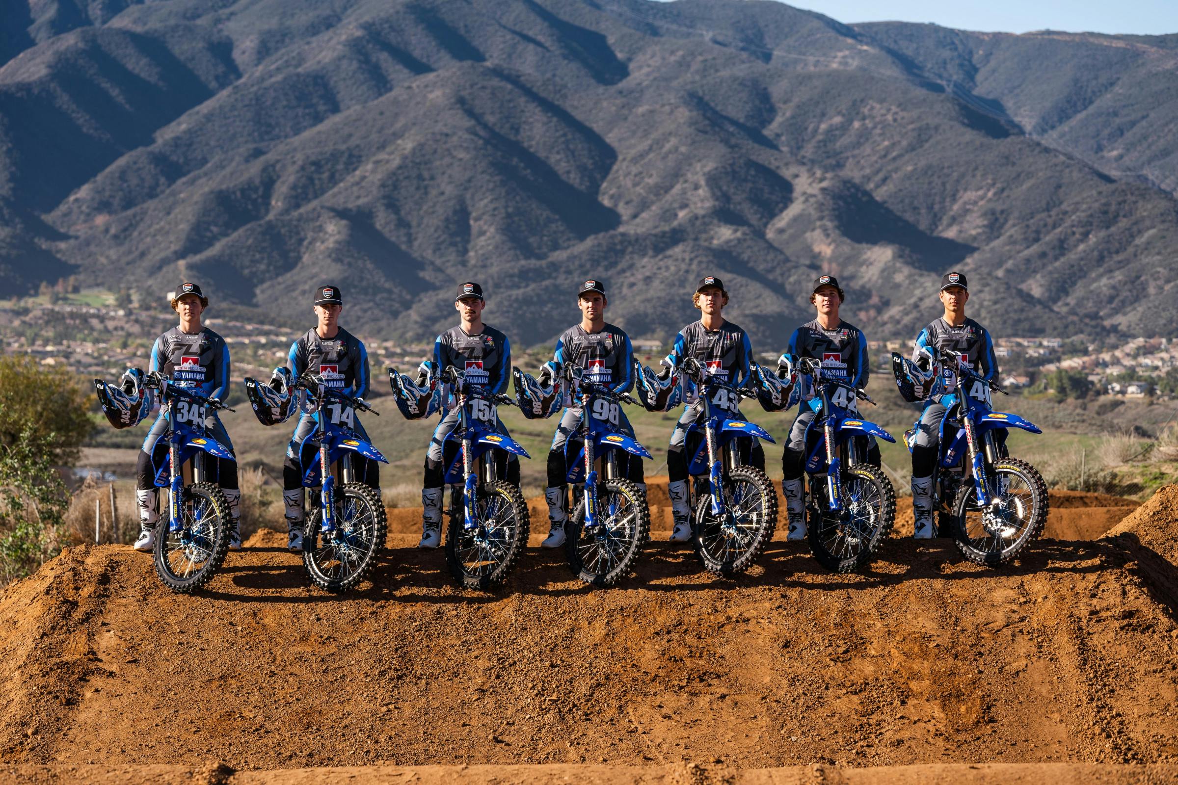 BarX full team group 4