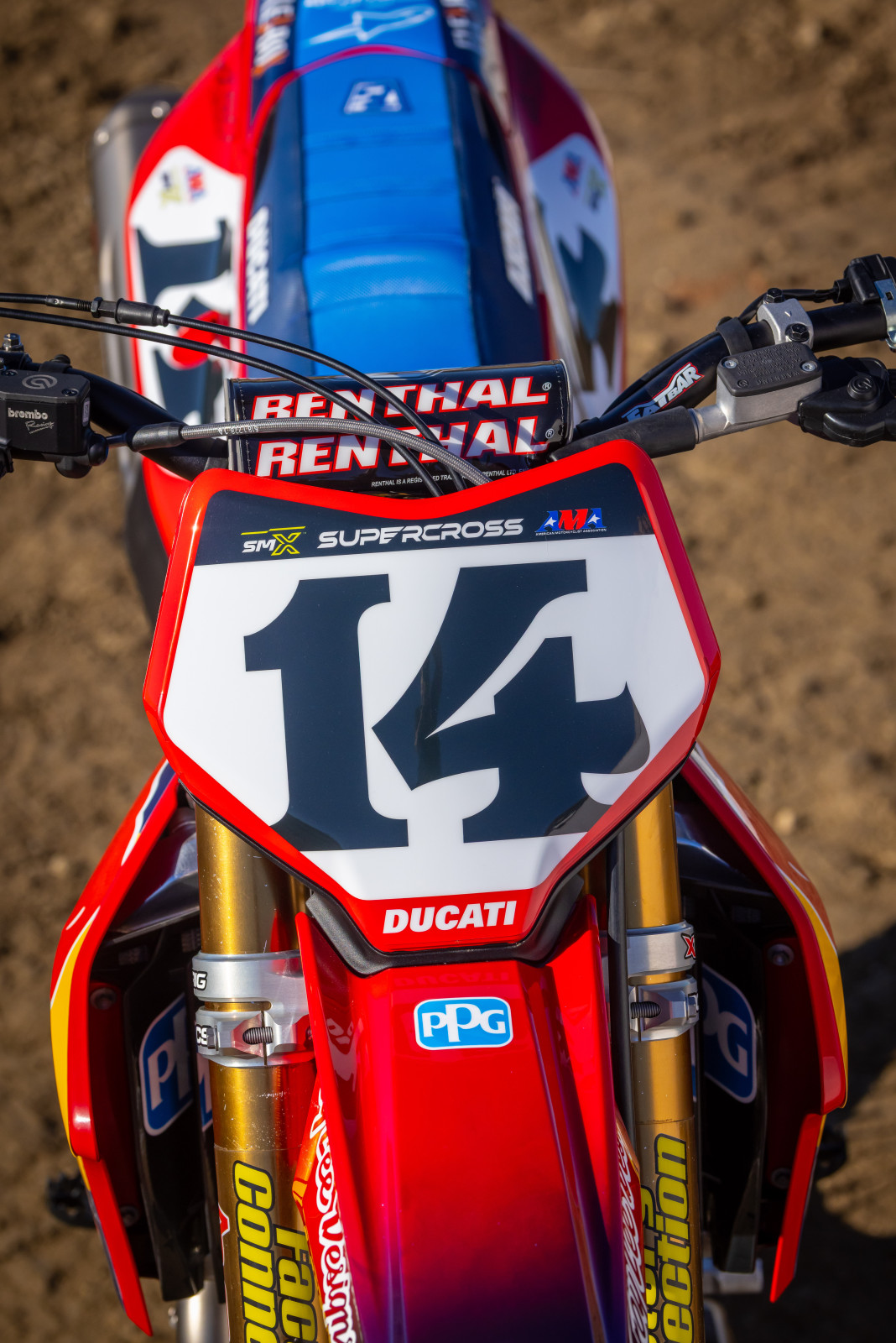 26_TLD_RED BULL DUCATI_BIKE DETAILS_15