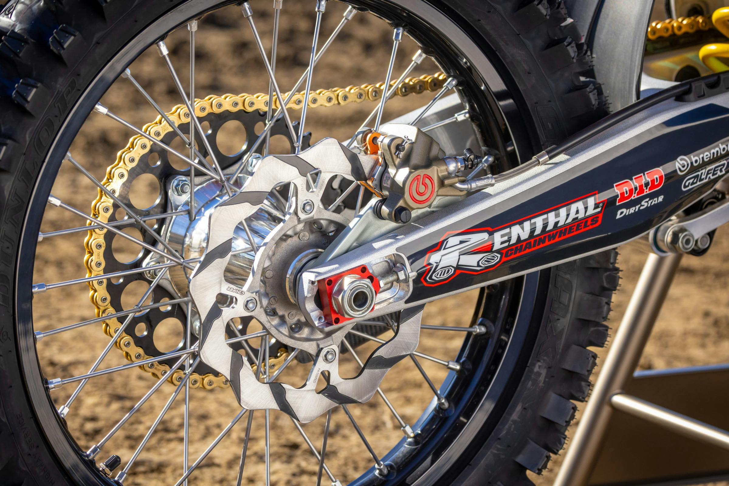 26_TLD_RED BULL DUCATI_BIKE DETAILS_03