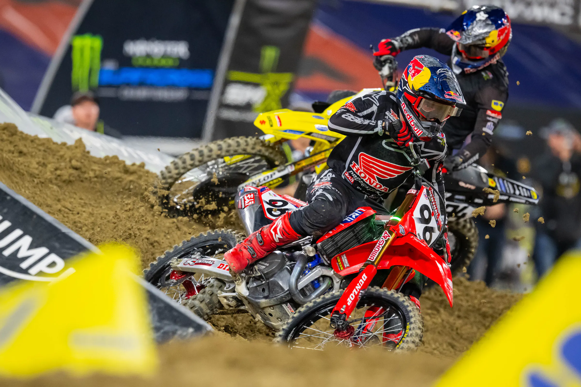 The opening laps were extremely intense!