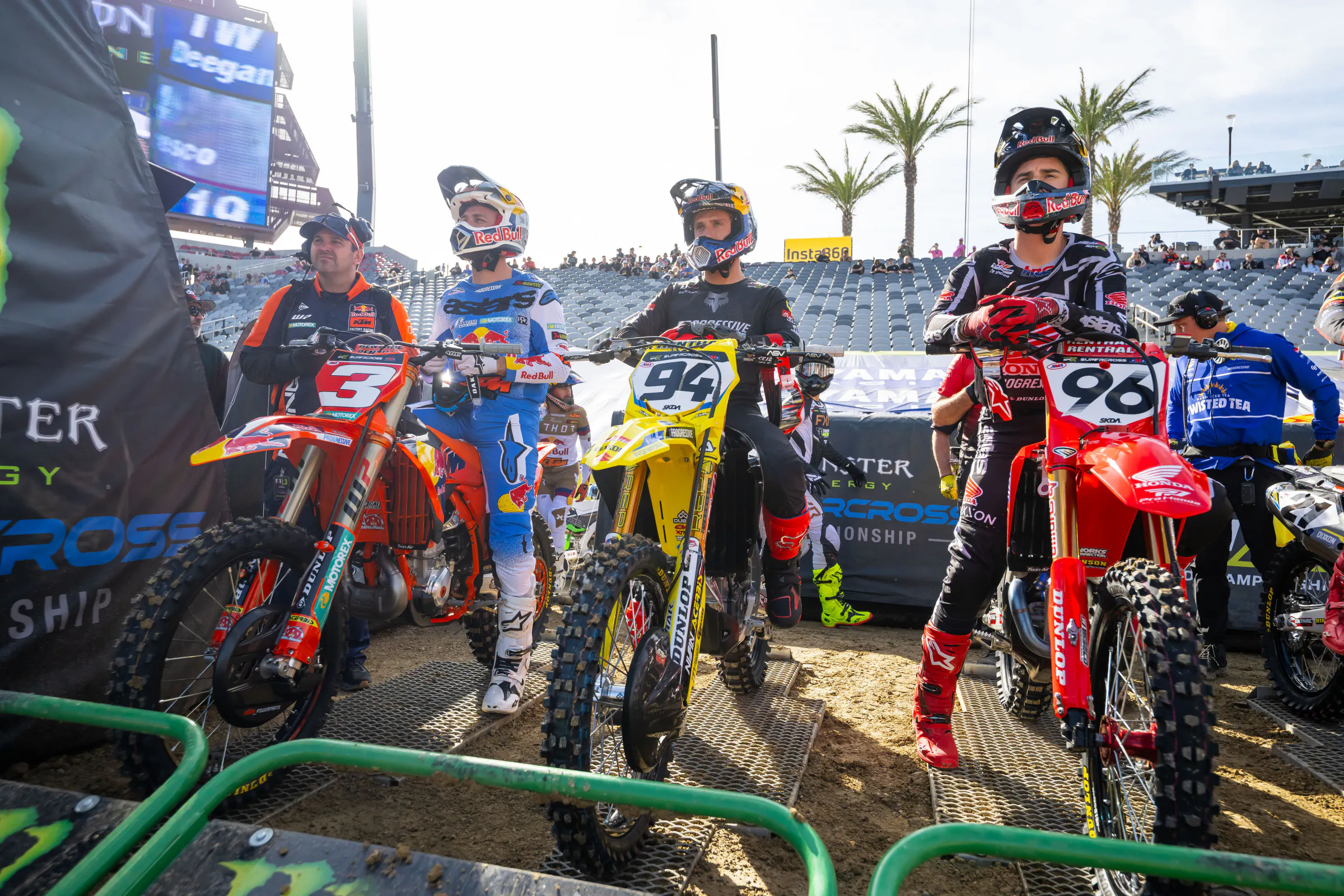 These three were around each other all day.