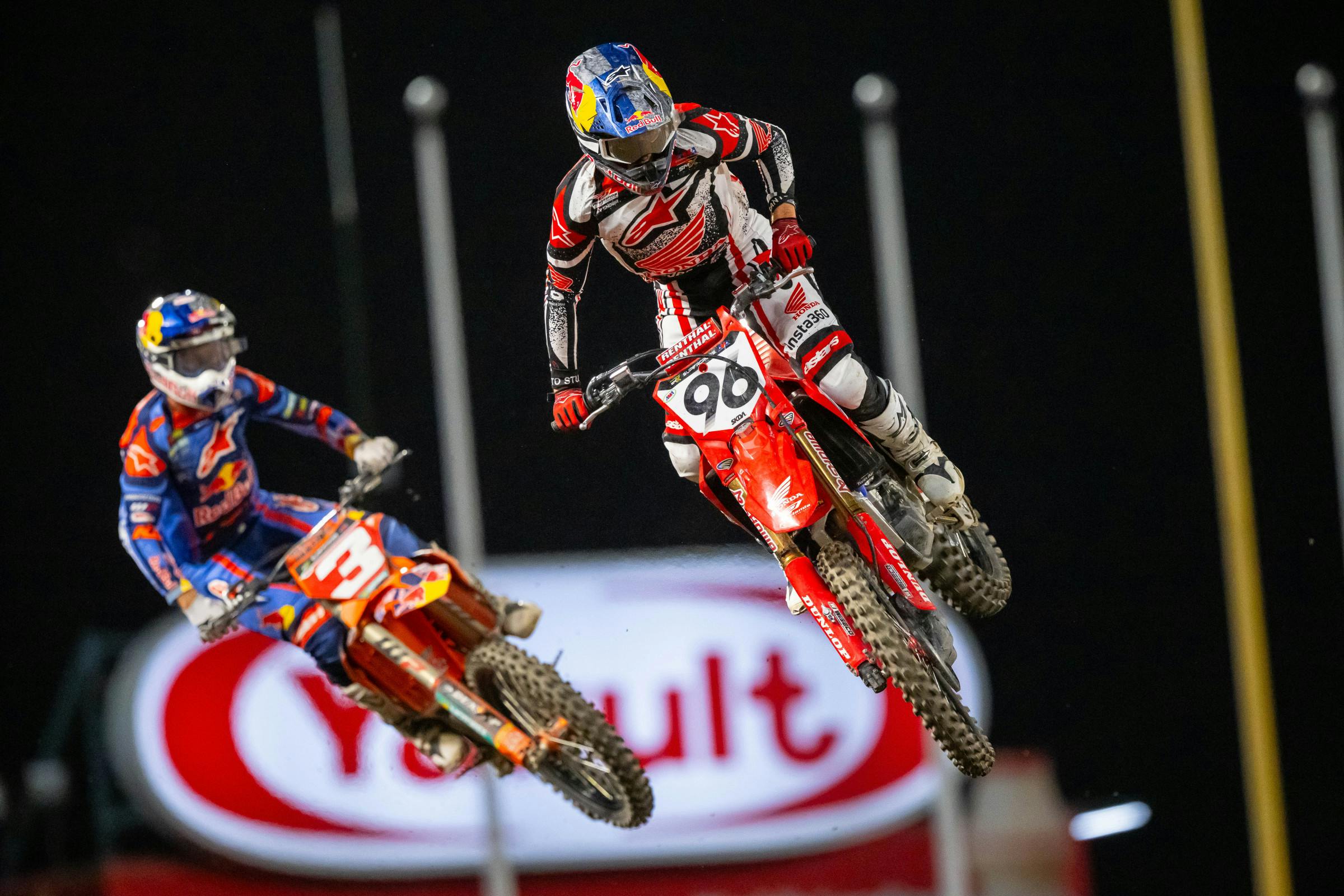 Great battle between Lawrence and Tomac at A2. Tomac made an early move but then couldn't skim the whoops when he tried a pass attempt on Jason Anderson. Lawrence skimmed by then finished the move a few sections later.