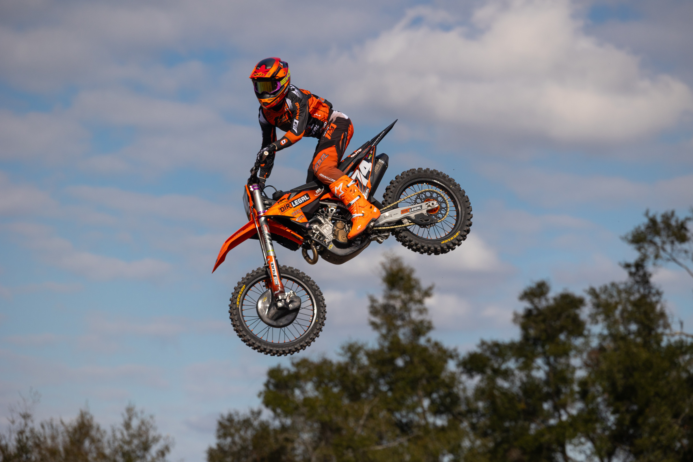 Gage Linville Injured in Practice Crash