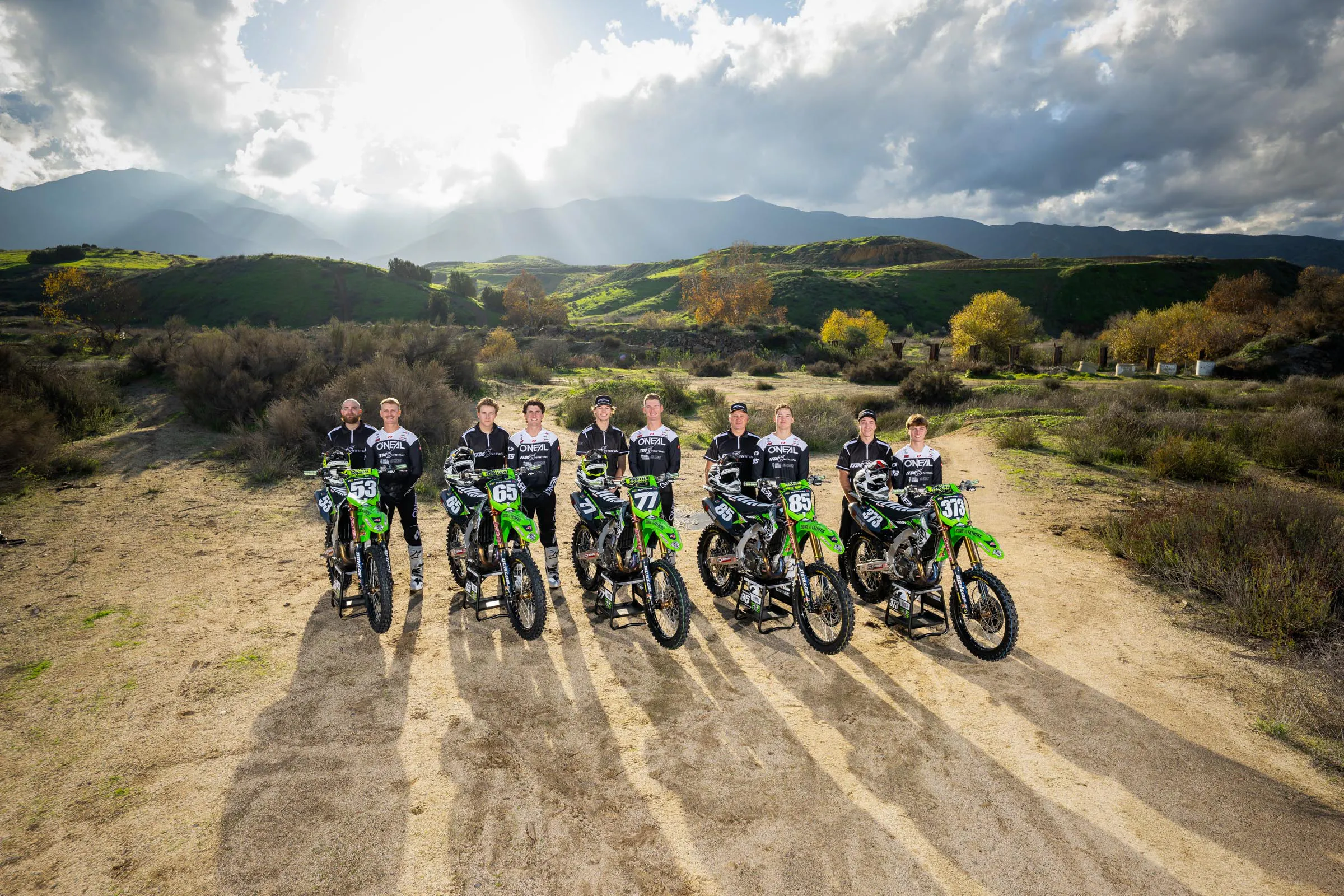 2026_MX6_Team_Shoot_Align_Media_036