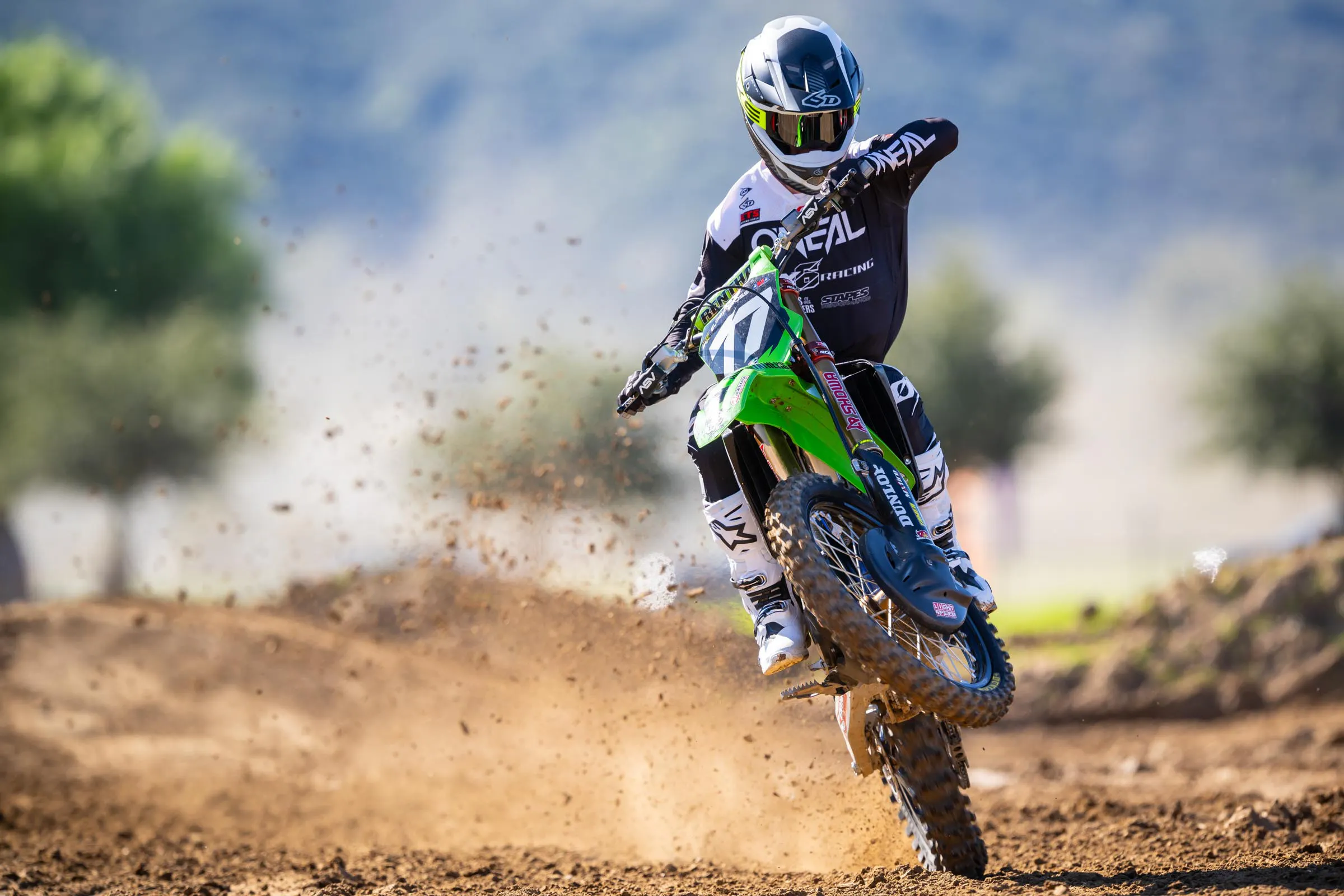 2026_MX6_Team_Shoot_Align_Media_088