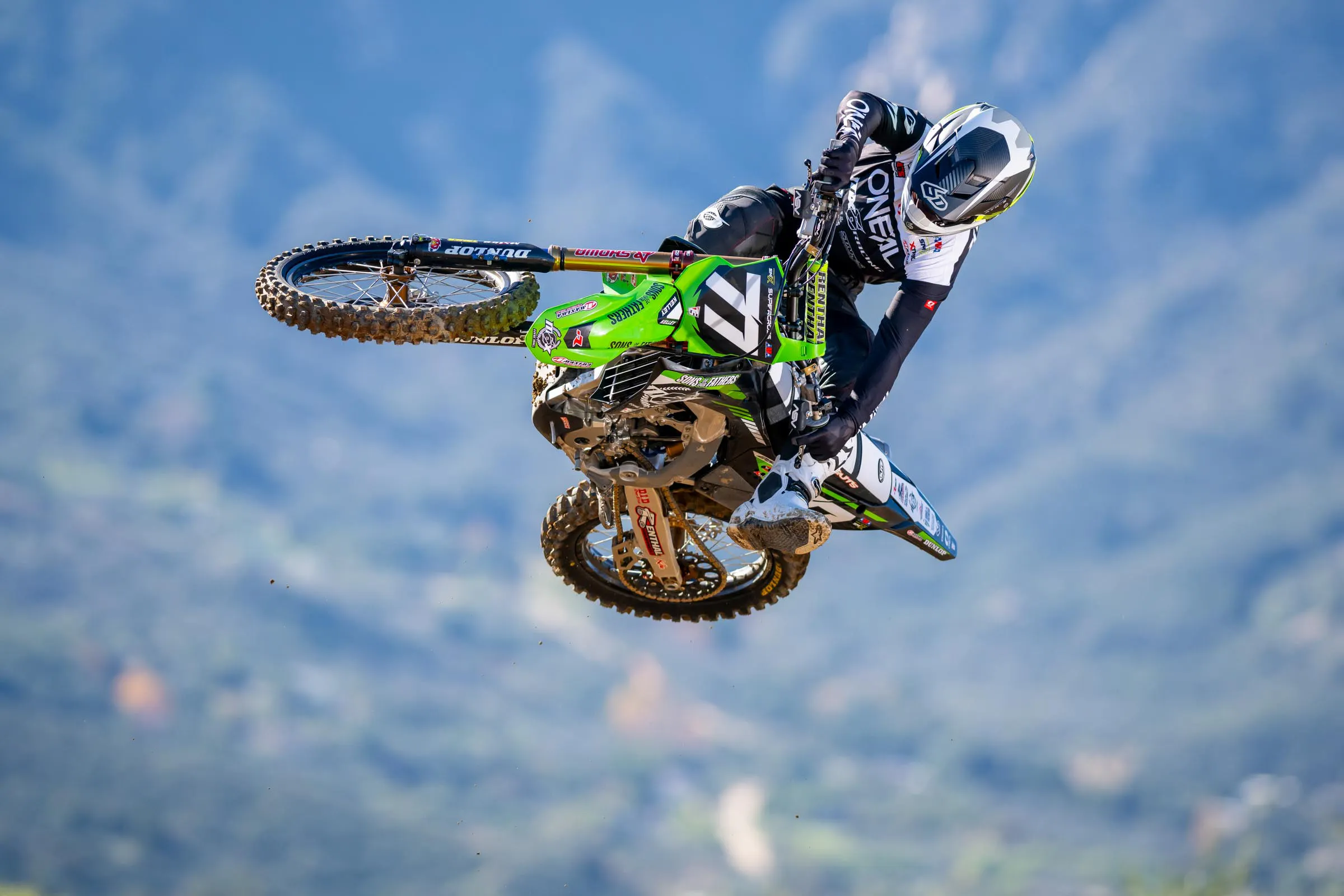 2026_MX6_Team_Shoot_Align_Media_093