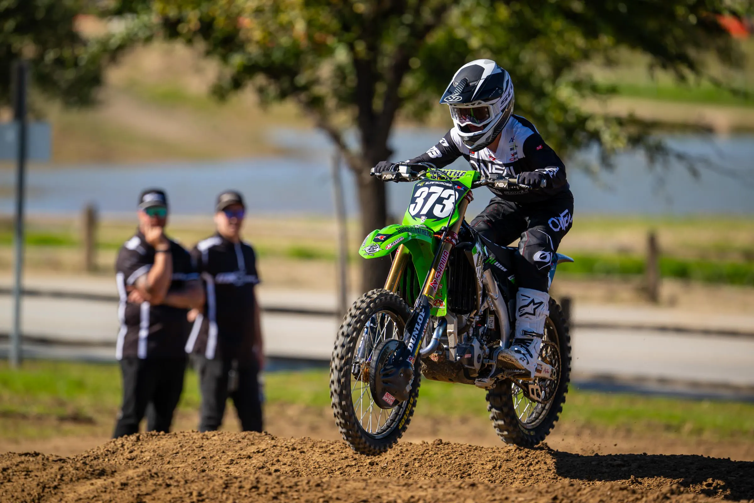 2026_MX6_Team_Shoot_Align_Media_112