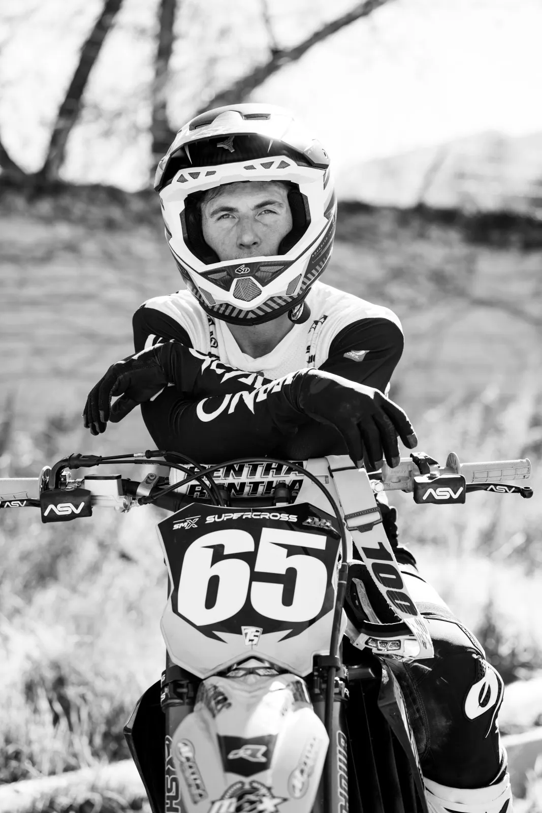 2026_MX6_Team_Shoot_Align_Media_114