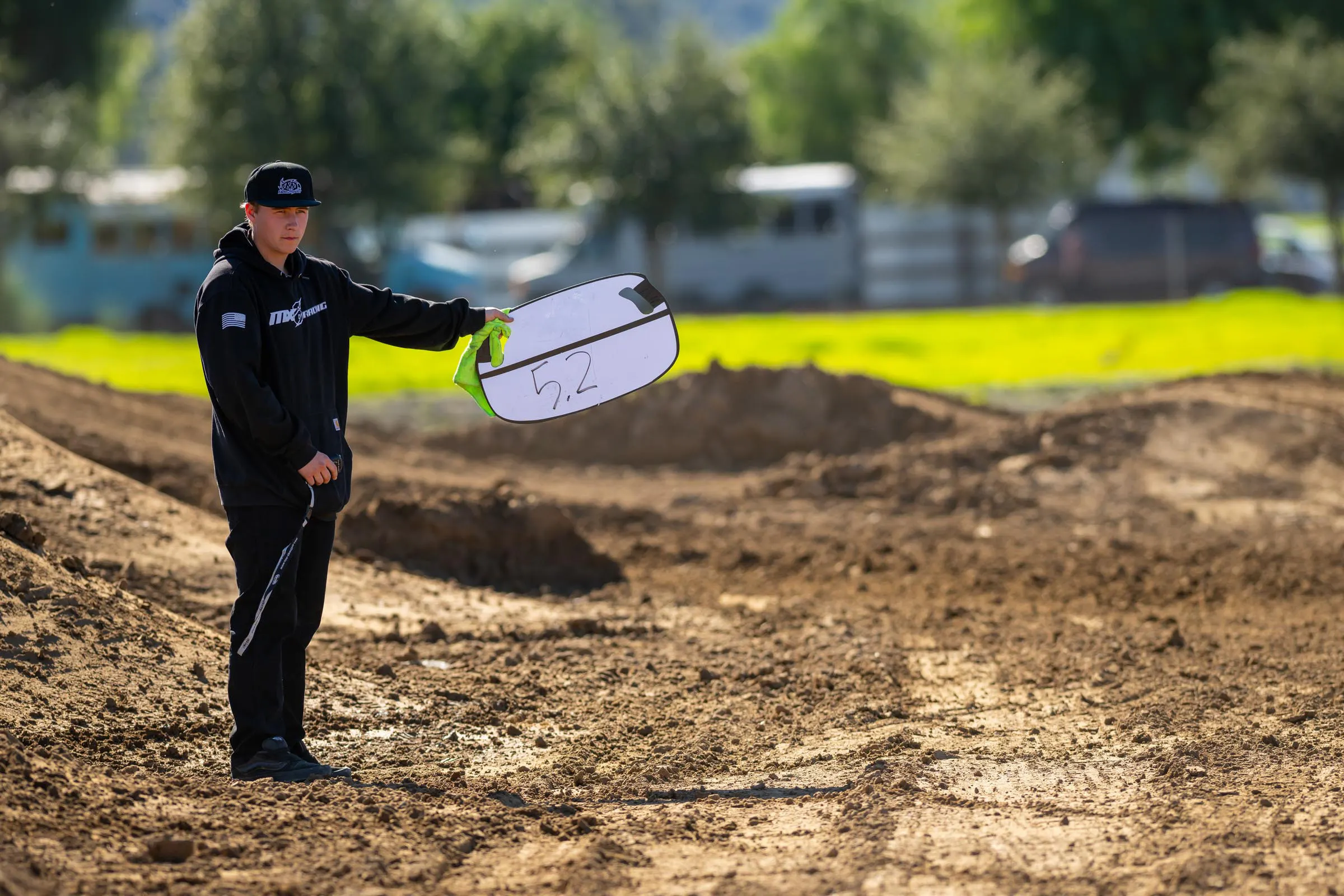 2026_MX6_Team_Shoot_Align_Media_115