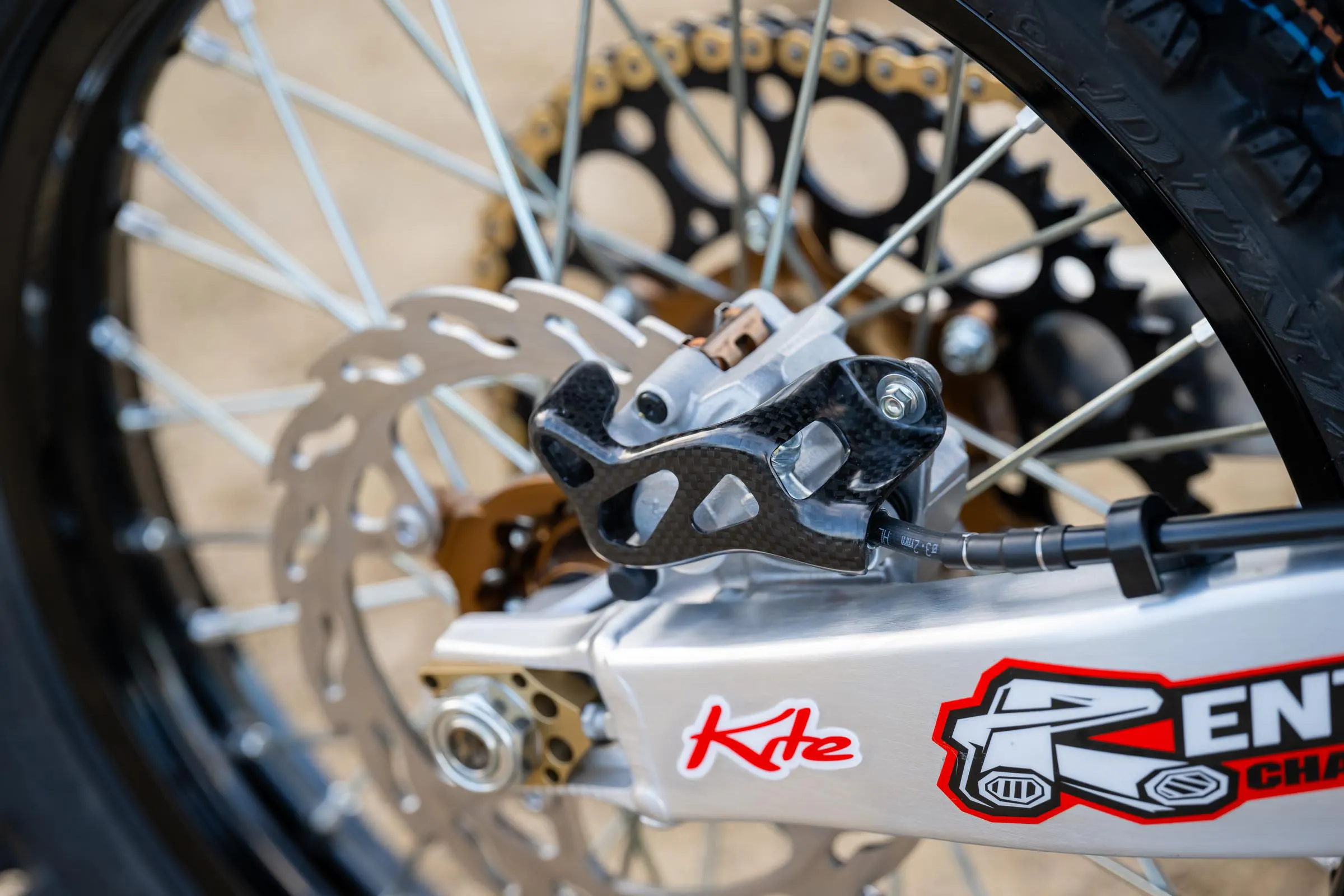 2026_MX6_Team_Shoot_Align_Media_047