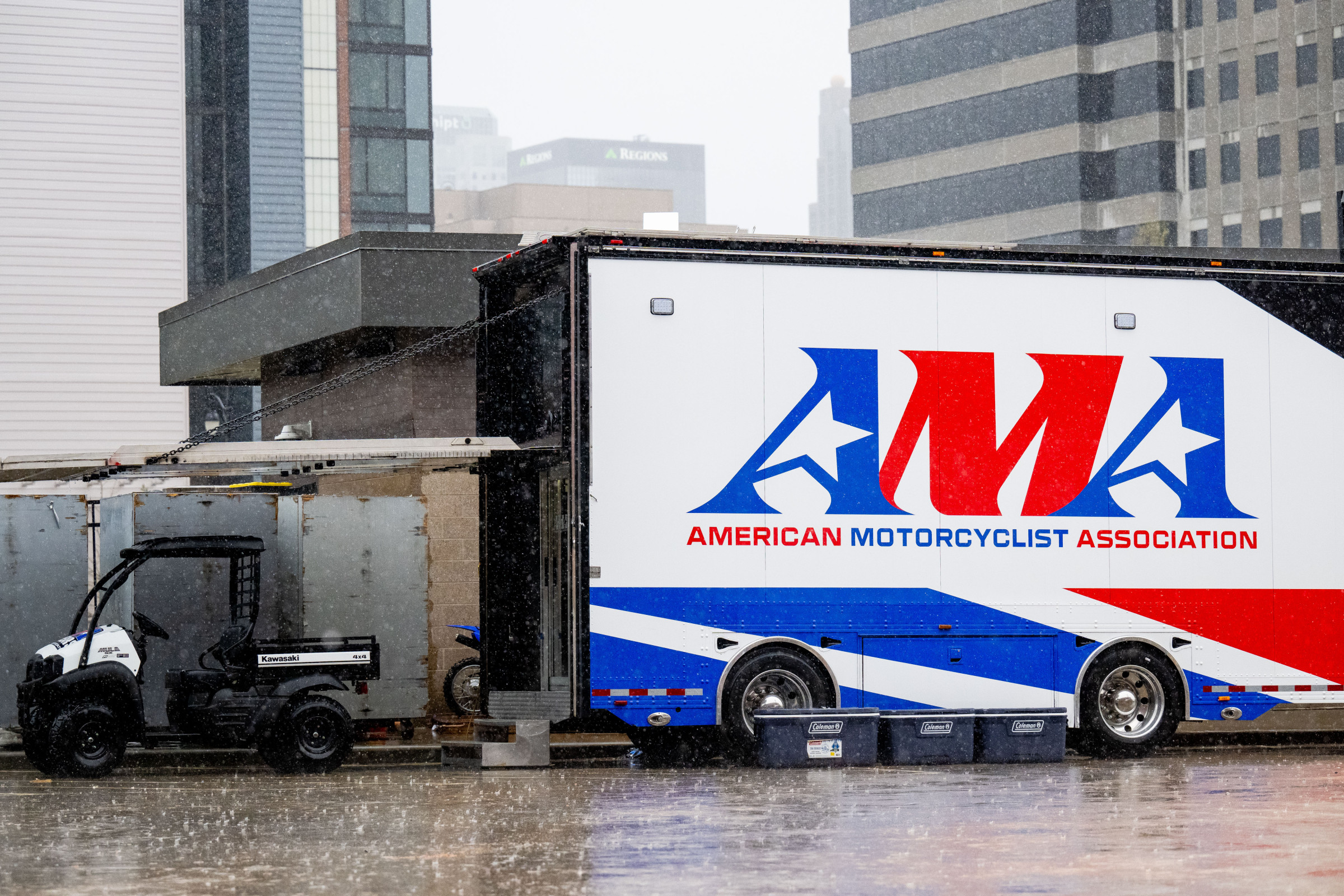 Following Arlington SX Incidents, AMA Changes Red Lead-In Light Color From Red to Yellow