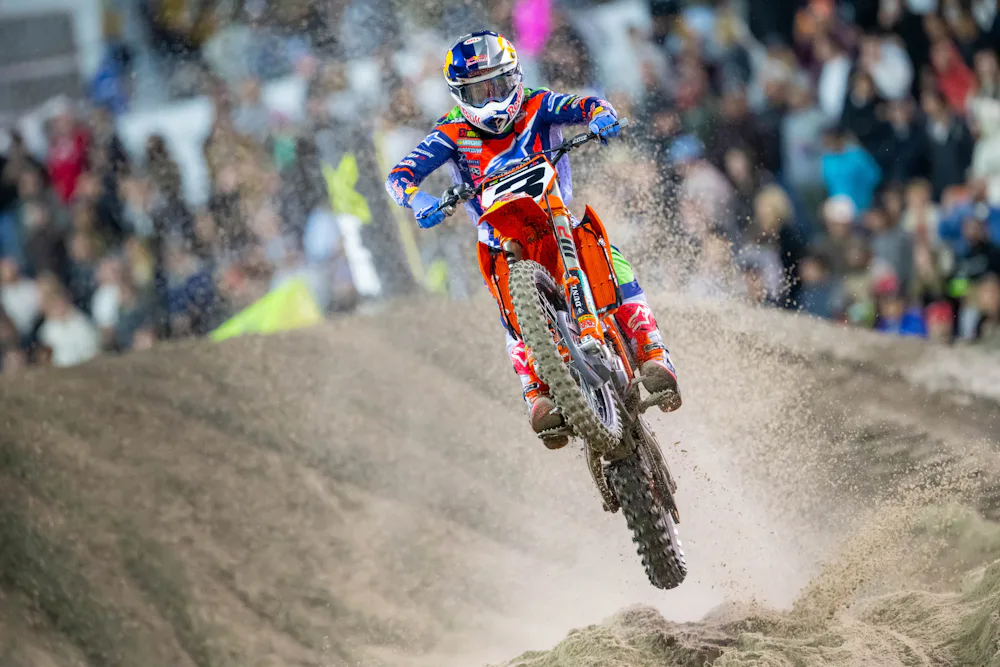 Tomac: “Eight is Great”