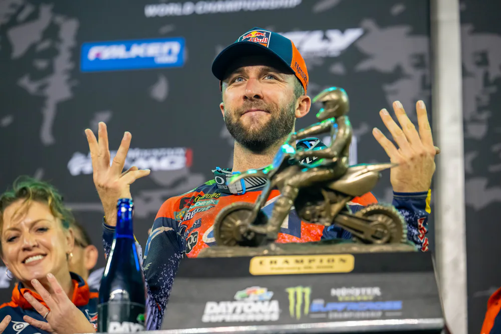 Thomas: “Tomac Went for it From Lap One to the Checkers and Took No Prisoners”