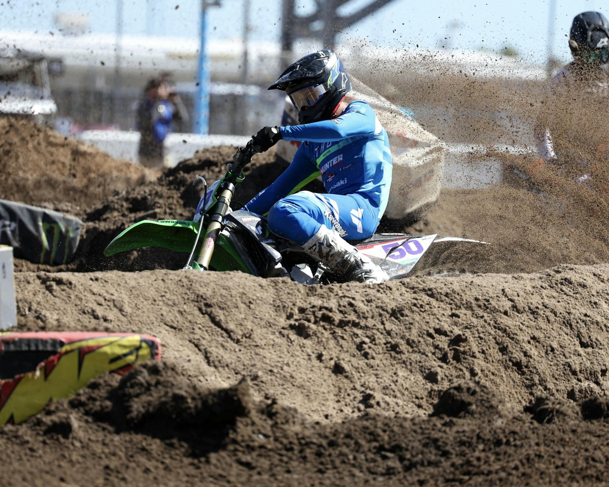 RCSX_DAY2_001-103