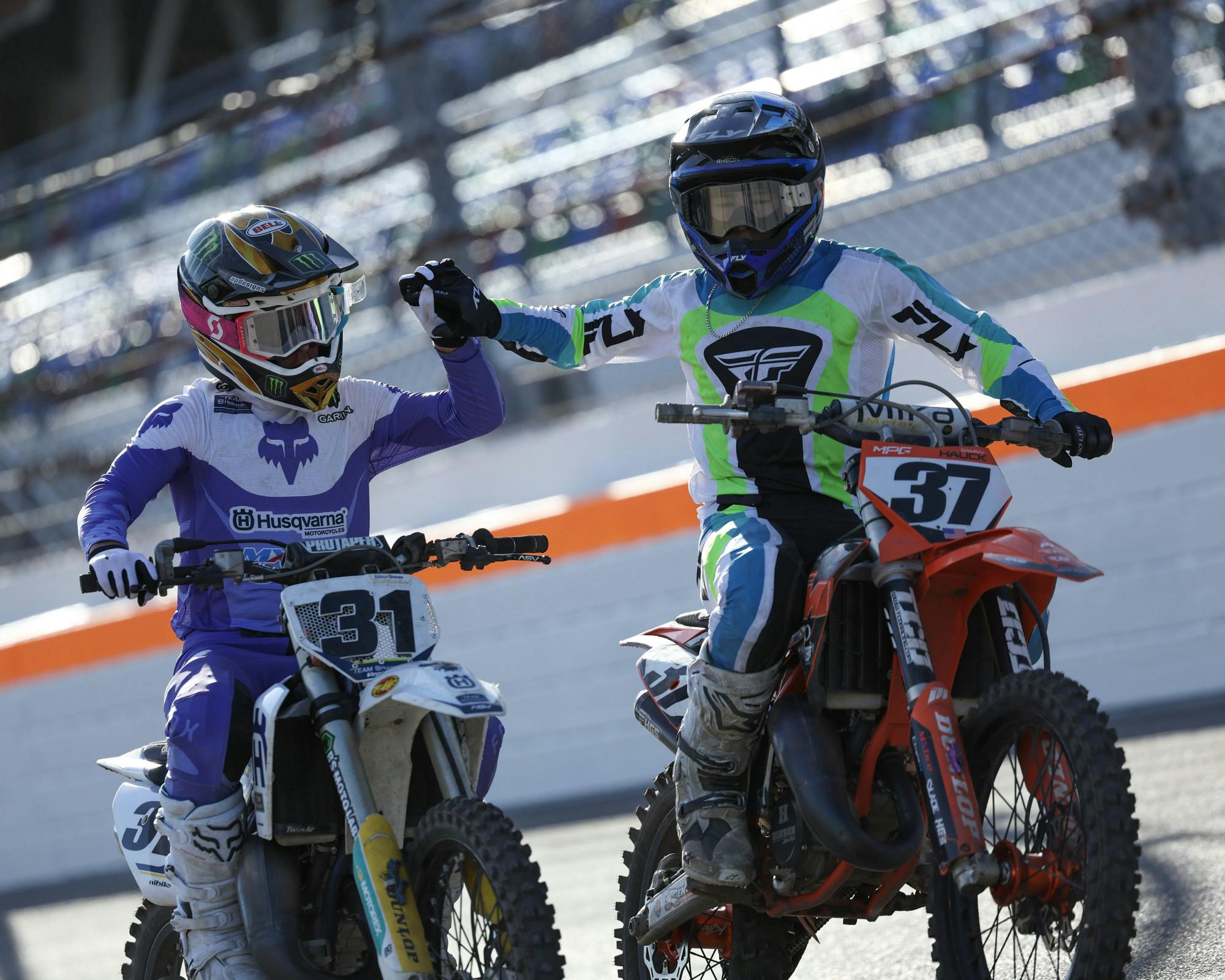 RCSX_DAY2_001-121