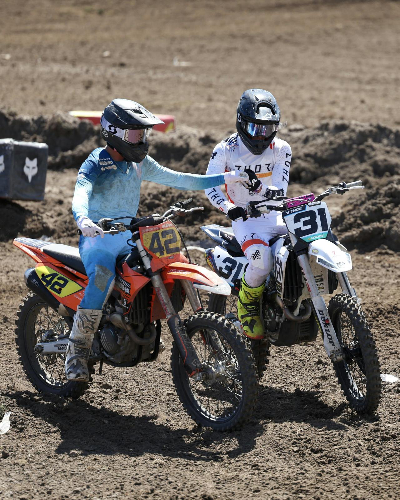 RCSX_DAY2_001-183