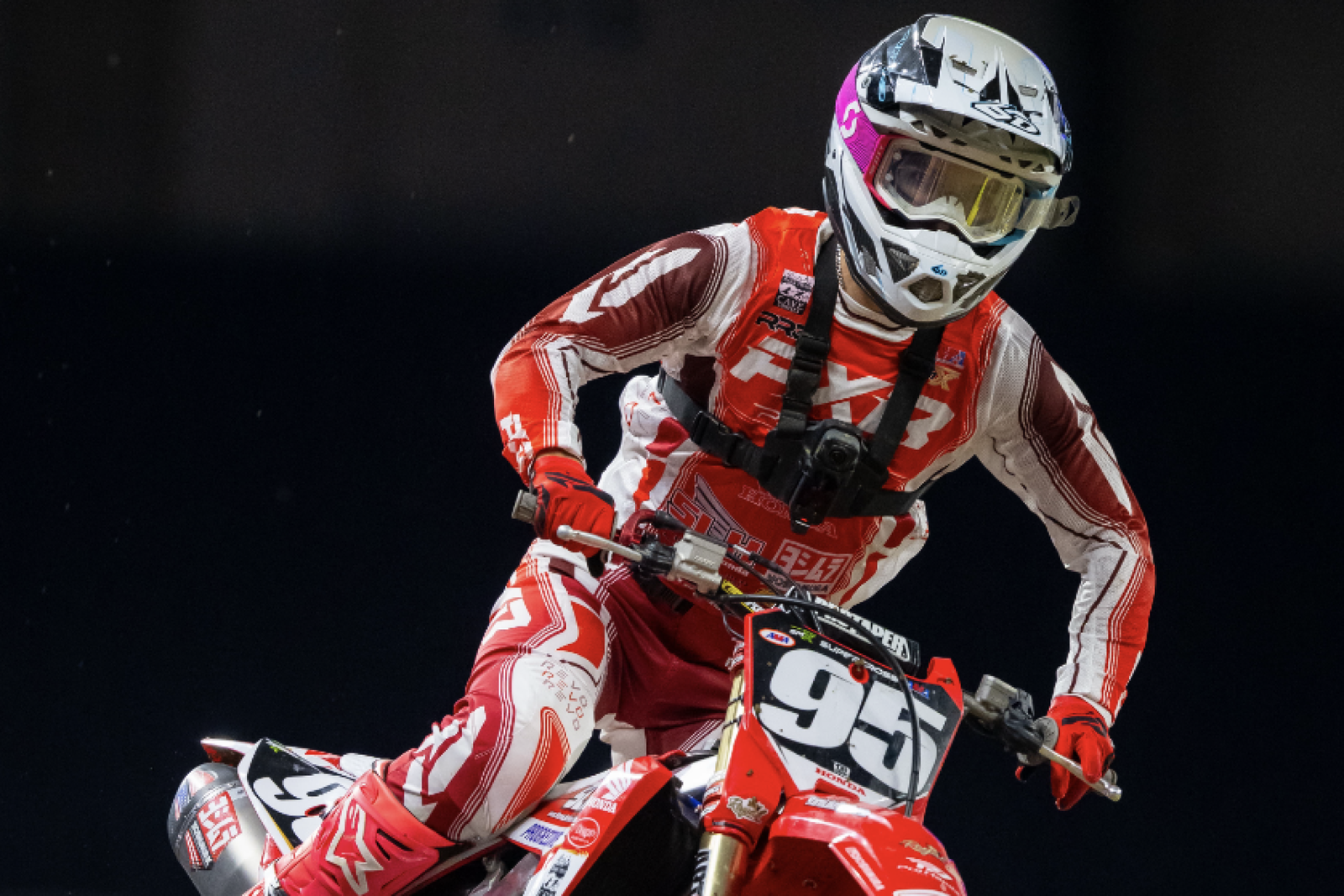 Vide: Big Booter Jumps! Luke Neese Raw Press Day Lap at 2026 Detroit SX ...
