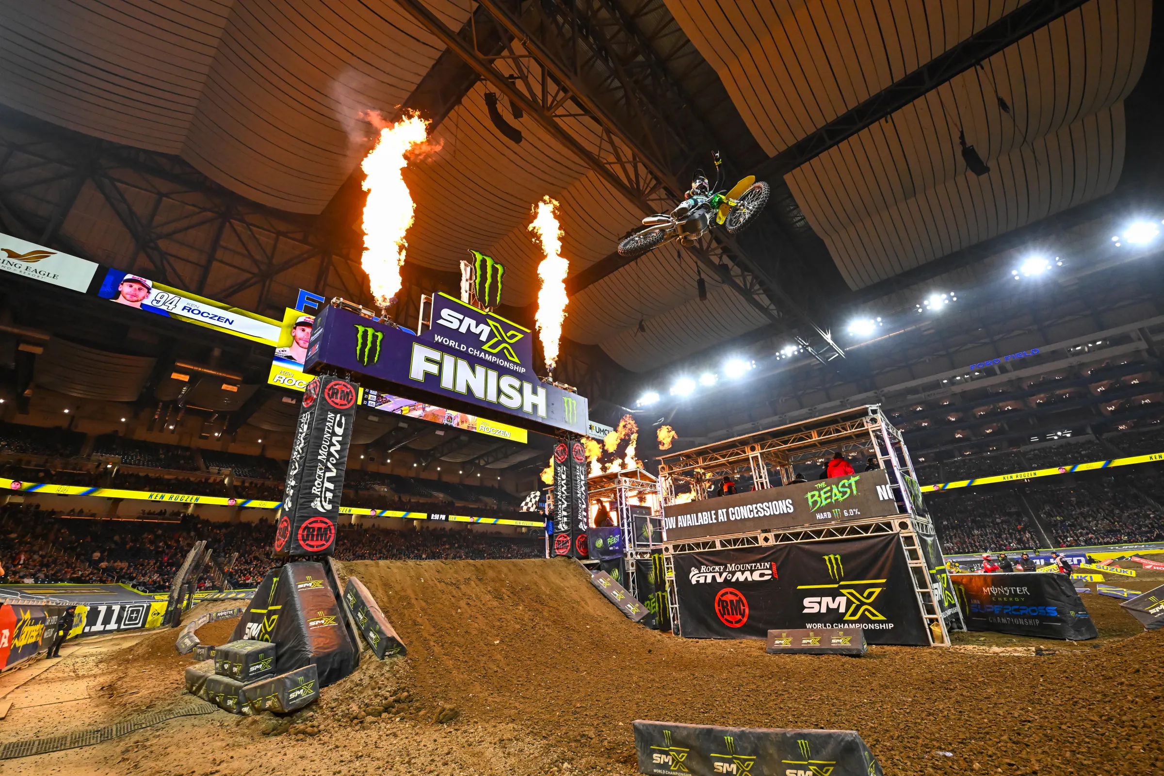 Ken Roczen wins in Detroit!