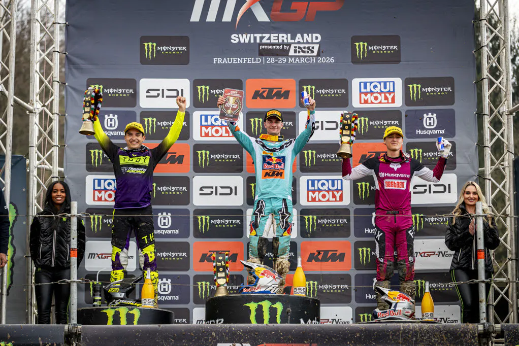 MX2 podium
