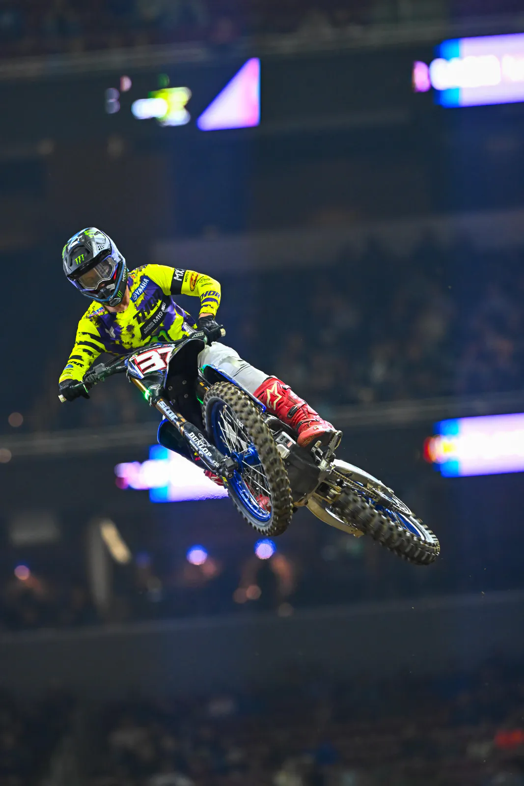 Cole Davies wins the 250SX East Division heat race.