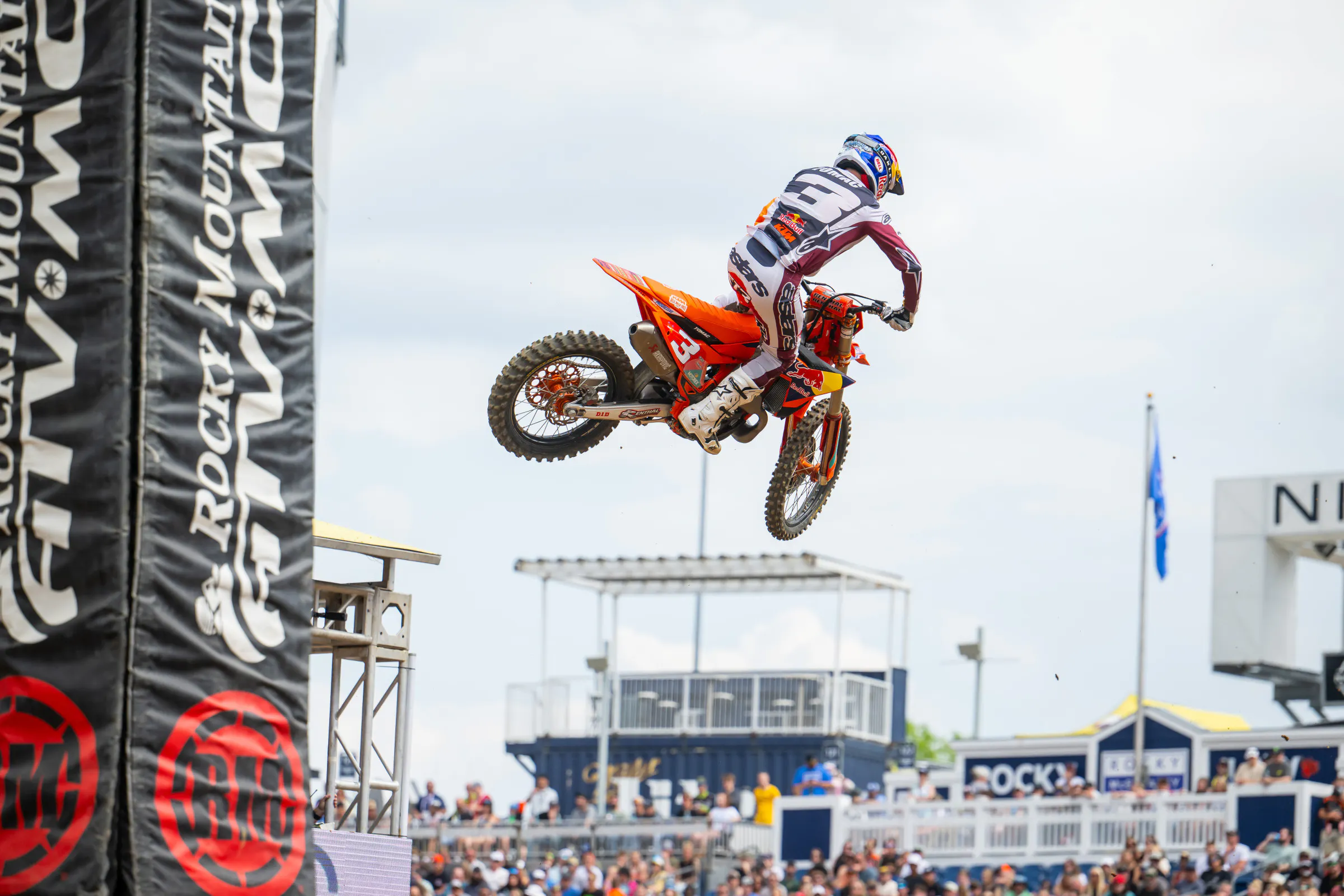 Tomac took 12th in Nashville and now trails Hunter Lawrence by 15 points.