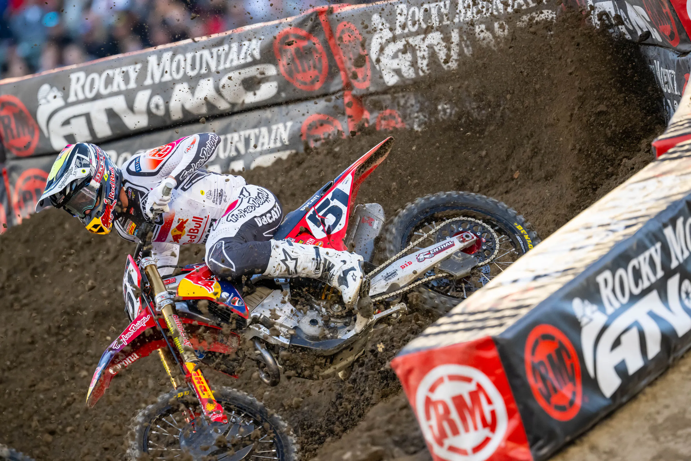 Updates on Justin Barcia, Eli Tomac, Drew Adams and More Ahead of Philadelphia Supercross