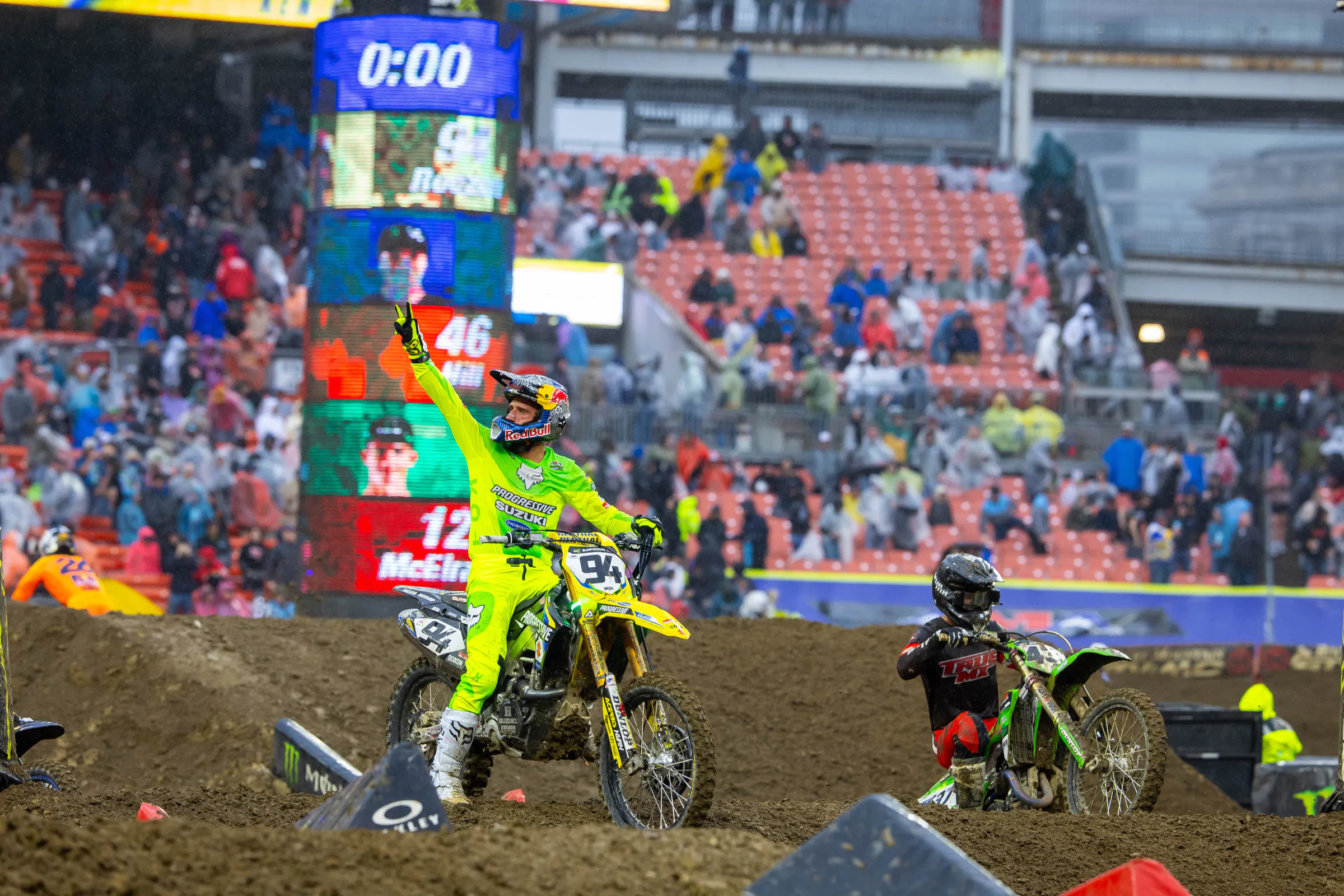 Weege Show Wednesday: How Roczen Wins with the Fans First