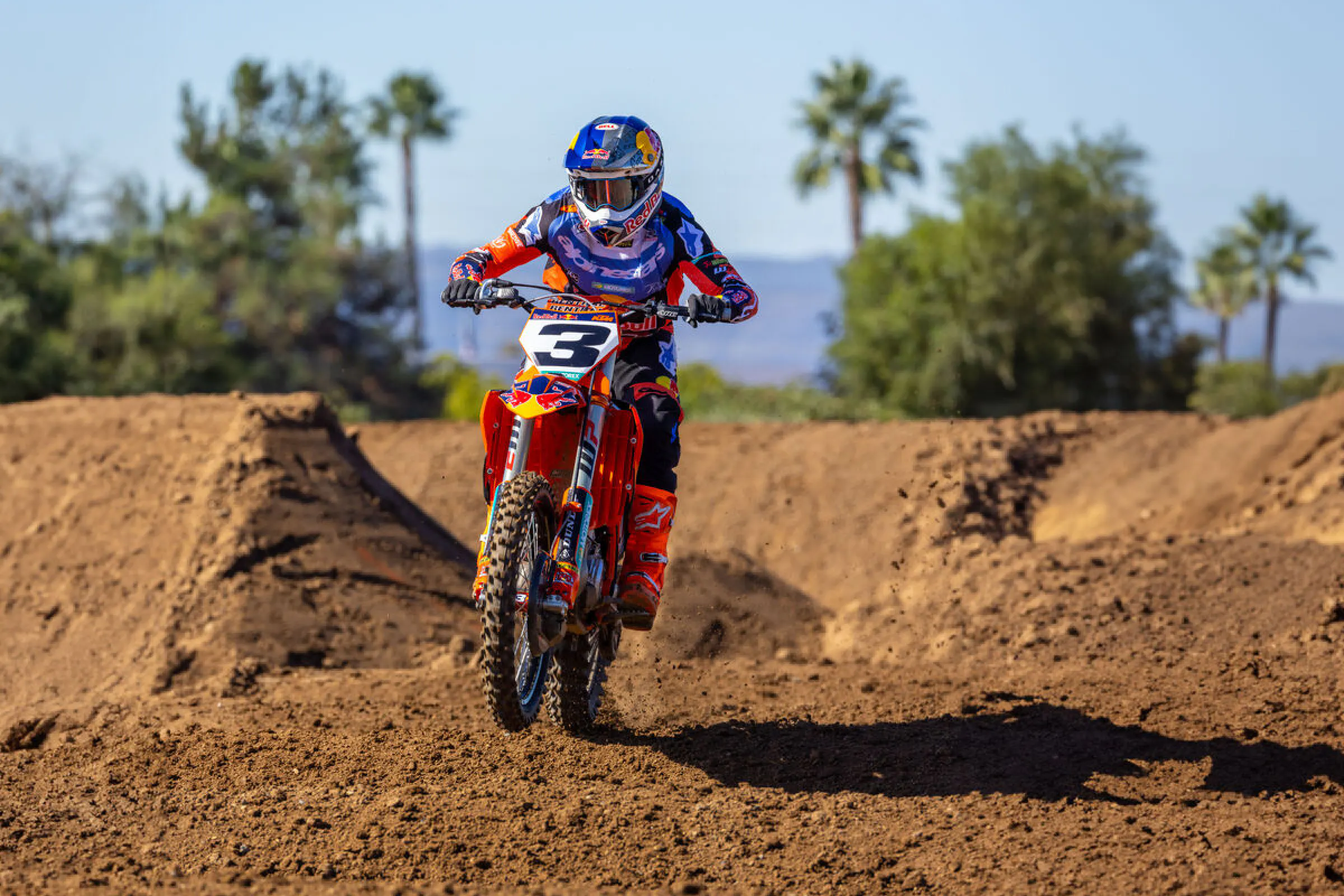 Eli Tomac Back for Denver Supercross