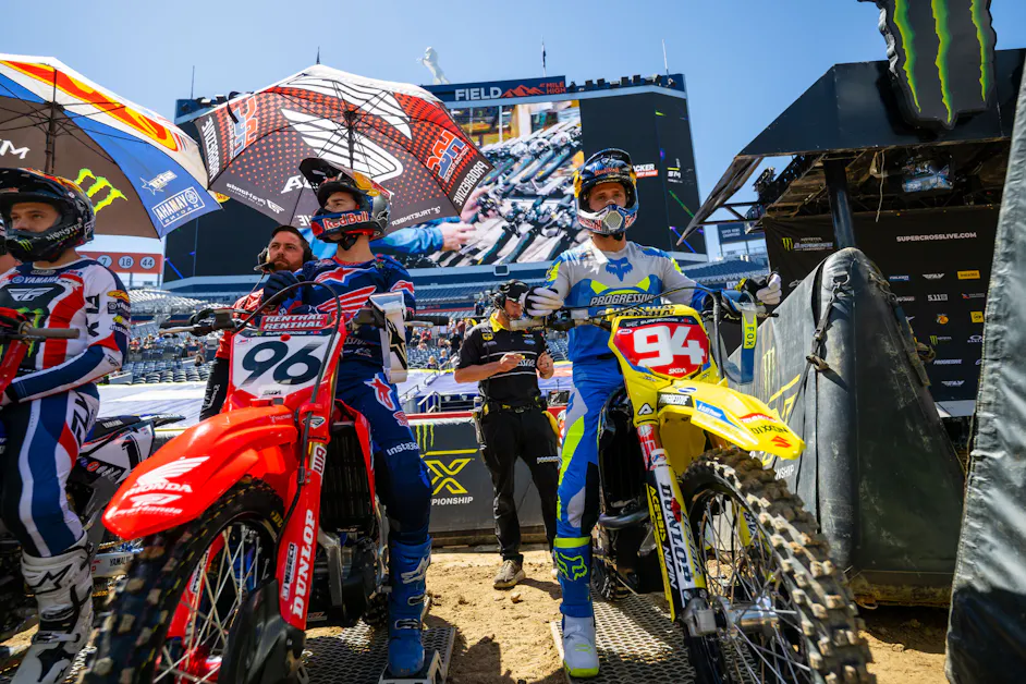 Weege Show Wednesday: Riders Deny Pressure, Kawasaki Confusion, Husky No More?