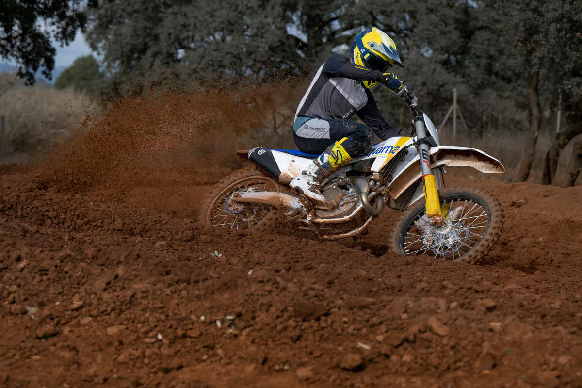 Husqvarna FC 450 - 2027 (3)