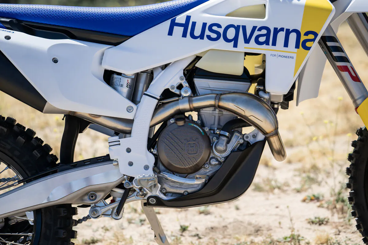 203929_FX 350 2027 - Detail