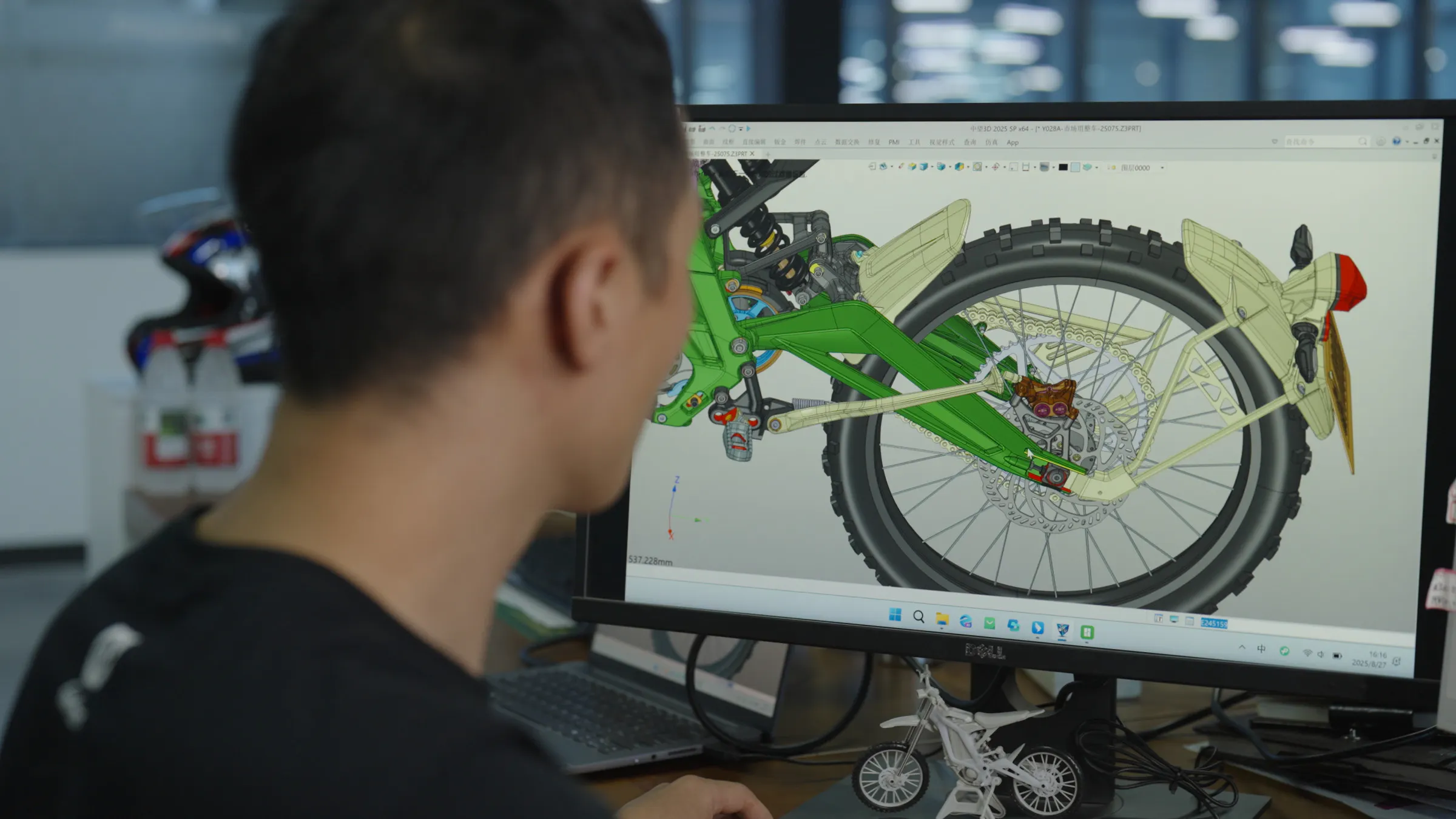 The Lightbee's research and development